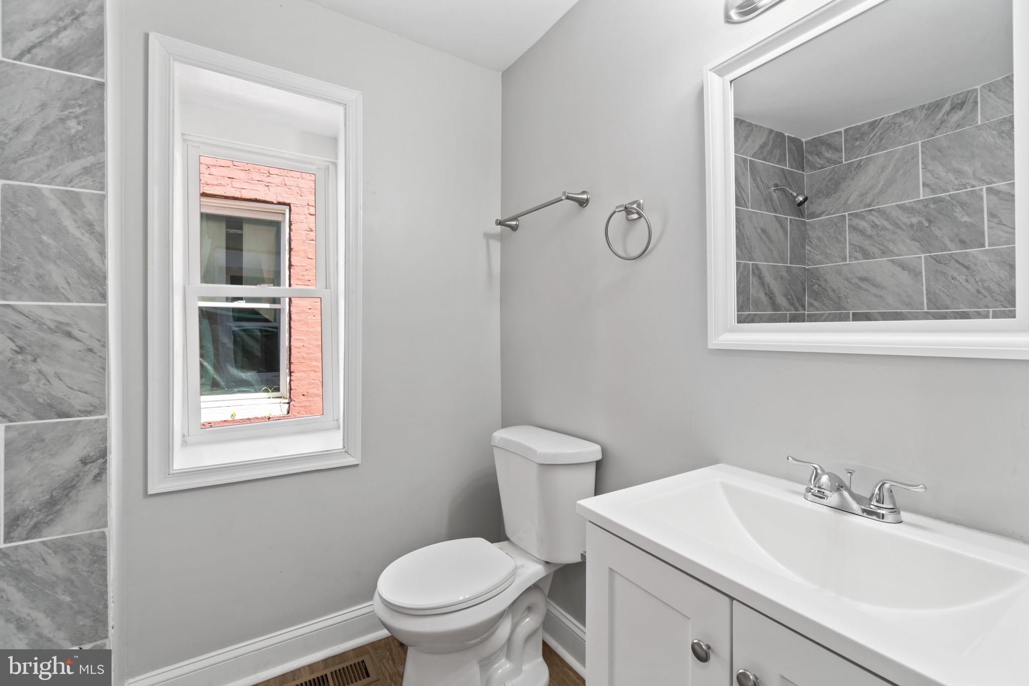 OLIVER - Residential Lease