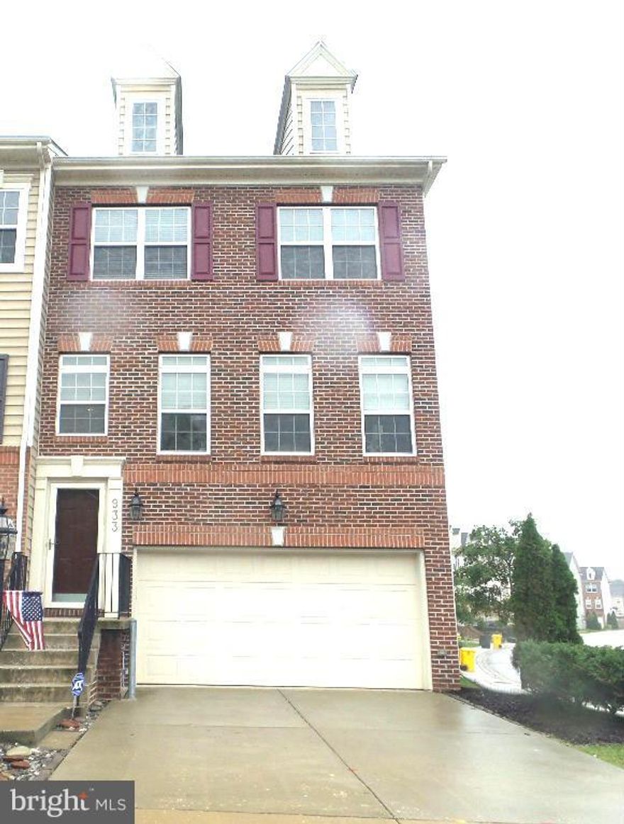 END UNIT Townhome Shows Like A Model. 3 Bedrooms, 2 Full Baths, 2 Half Baths & 2 Car Garage. New Hardwood Floors On Main Level. Gas F/P, New Carpet, Freshly Painted & Custom Wood Blinds Thru Out.  Lots Of Natural Light Streams Thru Basement With Walkout To Patio & Fenced Yard.  Basement Includes 1/2 Bath With Room To Add Shower & Bedroom. Lots Of Community Amenities for All Ages. SHOW FOR BACKUPS!