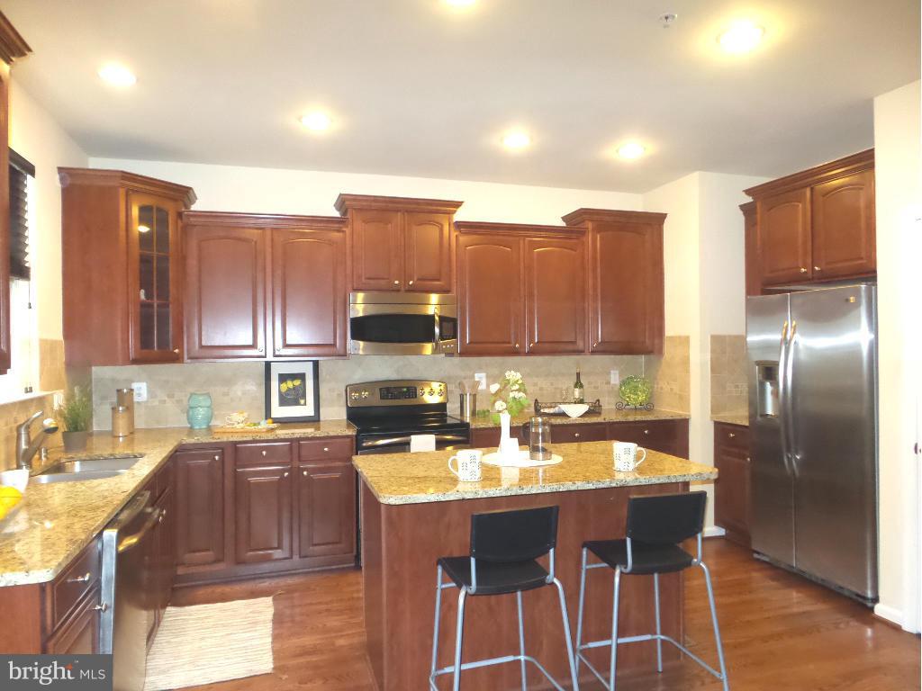 TANYARD SPRINGS - Residential