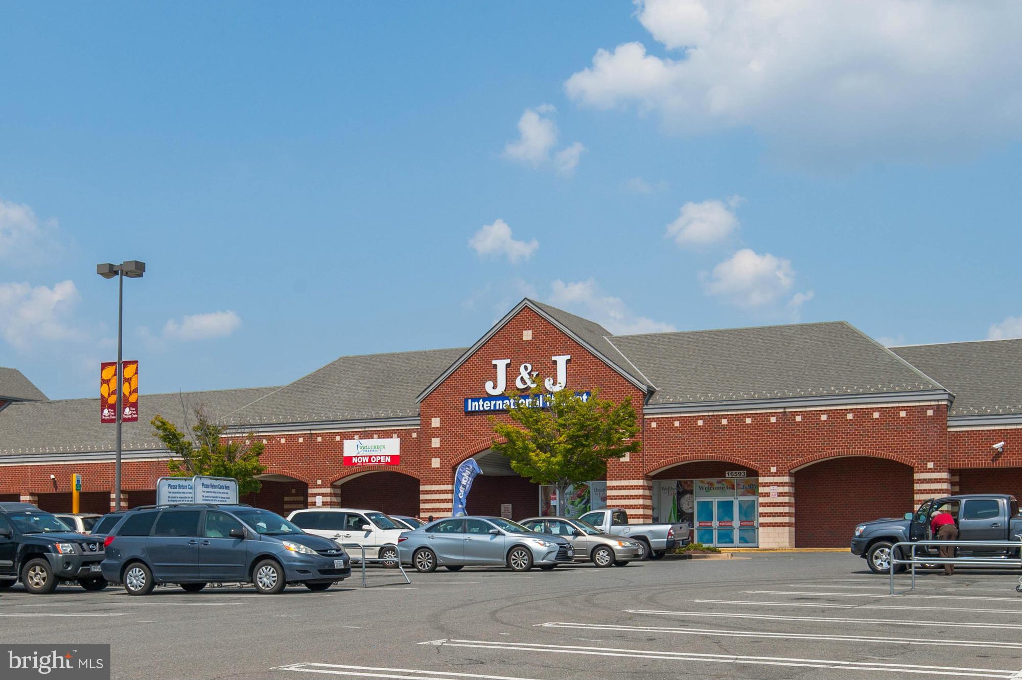 WAYSIDE VILLAGE - Residential