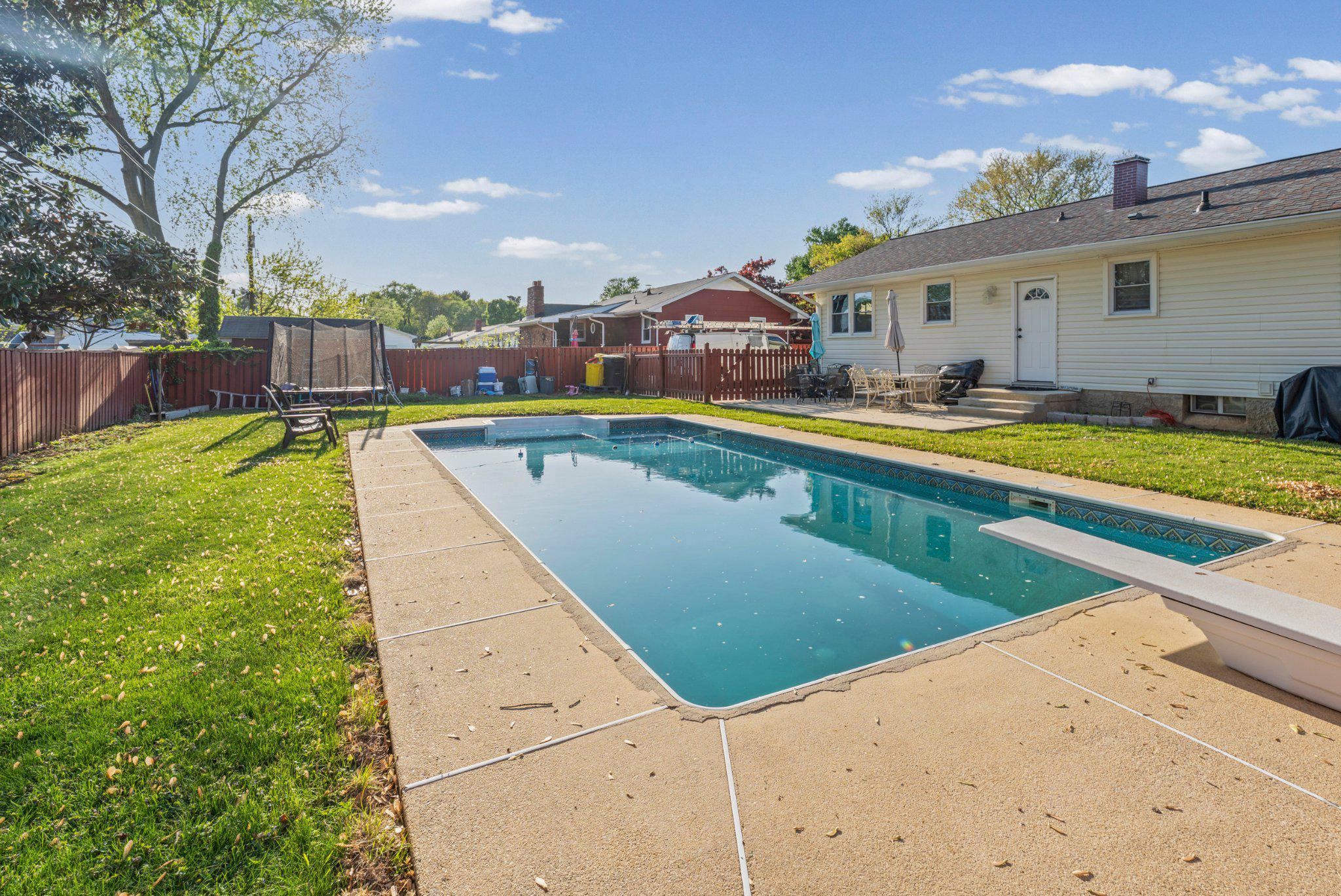 ARUNDEL GARDENS - Residential