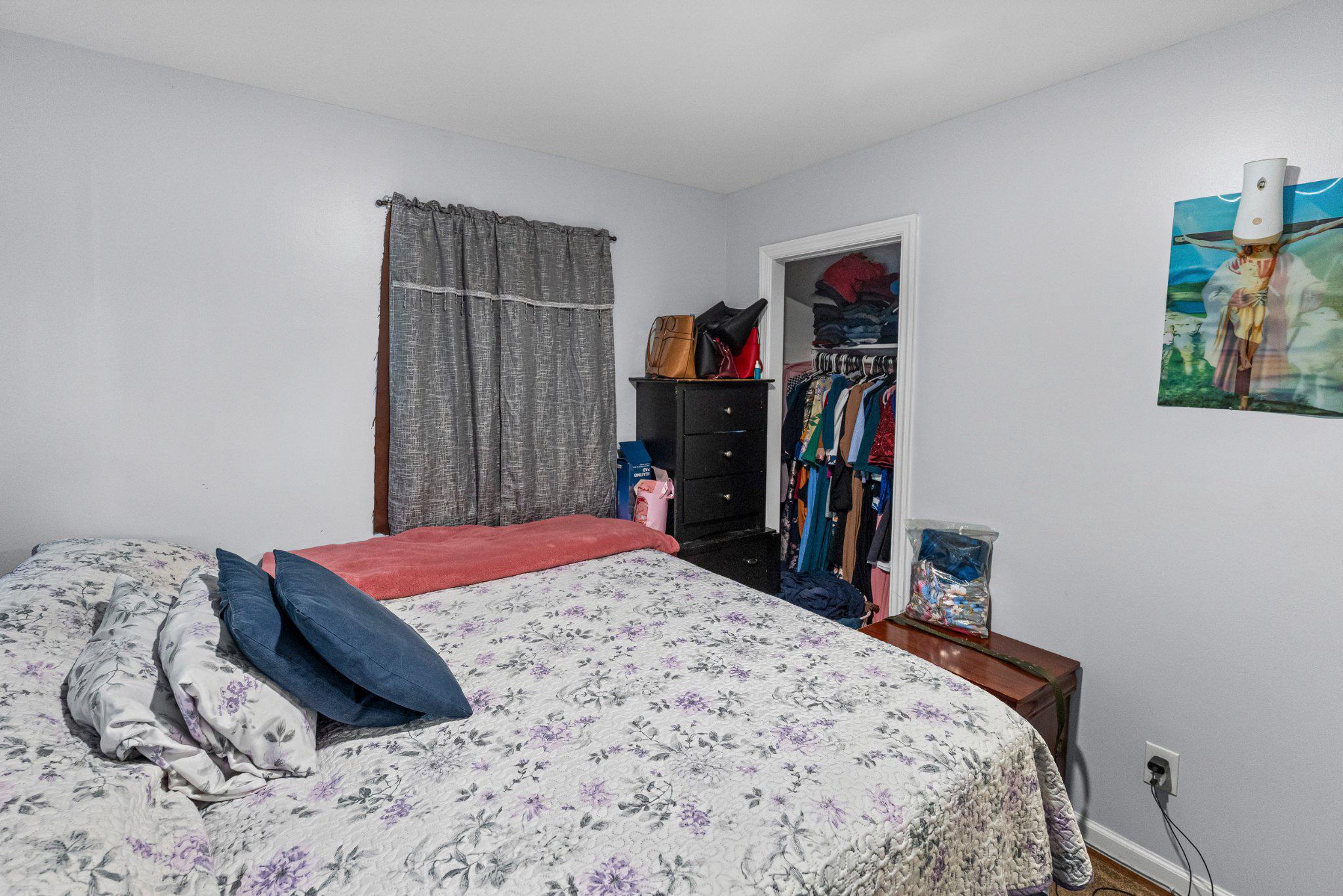 ARUNDEL GARDENS - Residential
