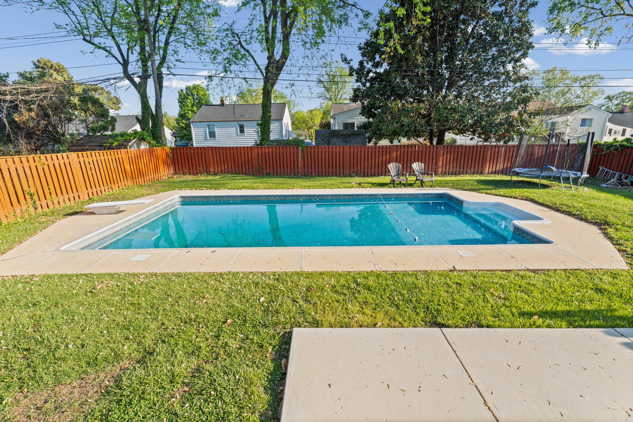 ARUNDEL GARDENS - Residential