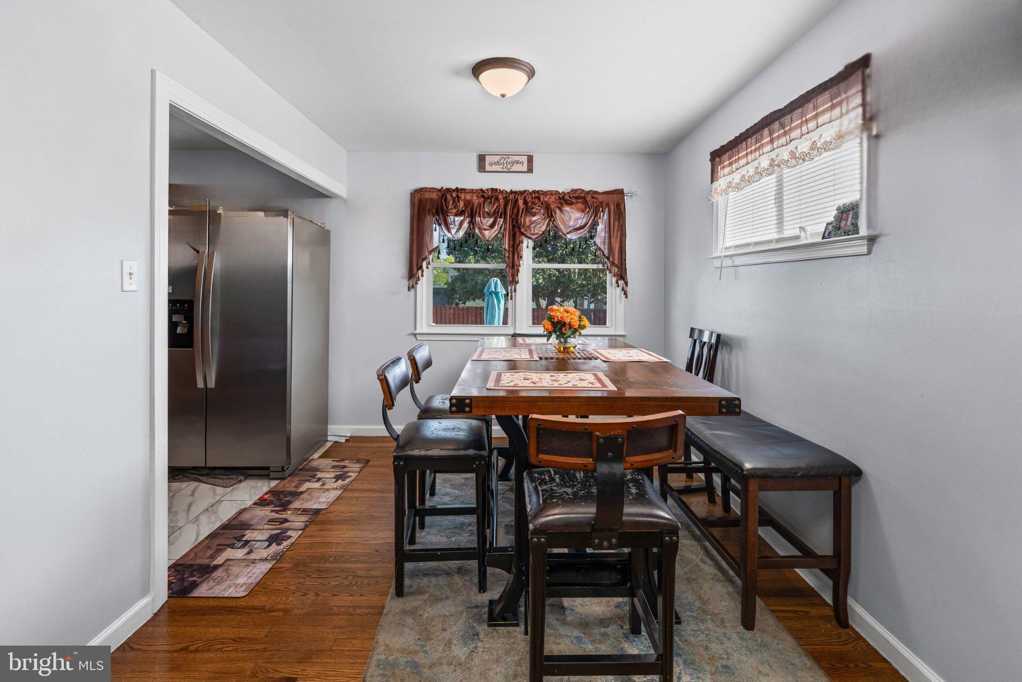 ARUNDEL GARDENS - Residential