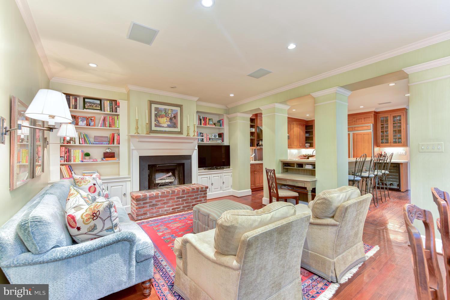 OLD TOWN - Residential