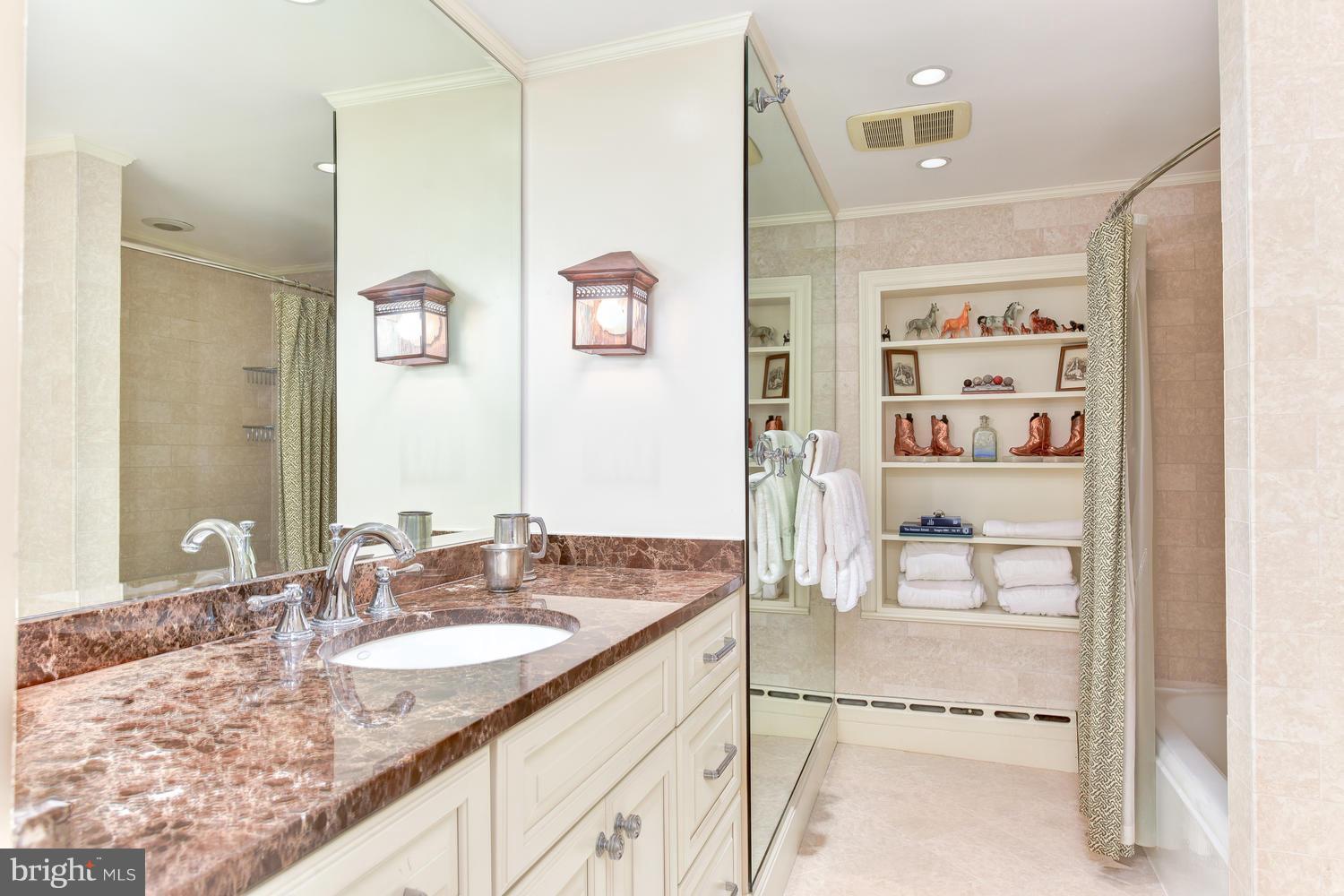 OLD TOWN - Residential