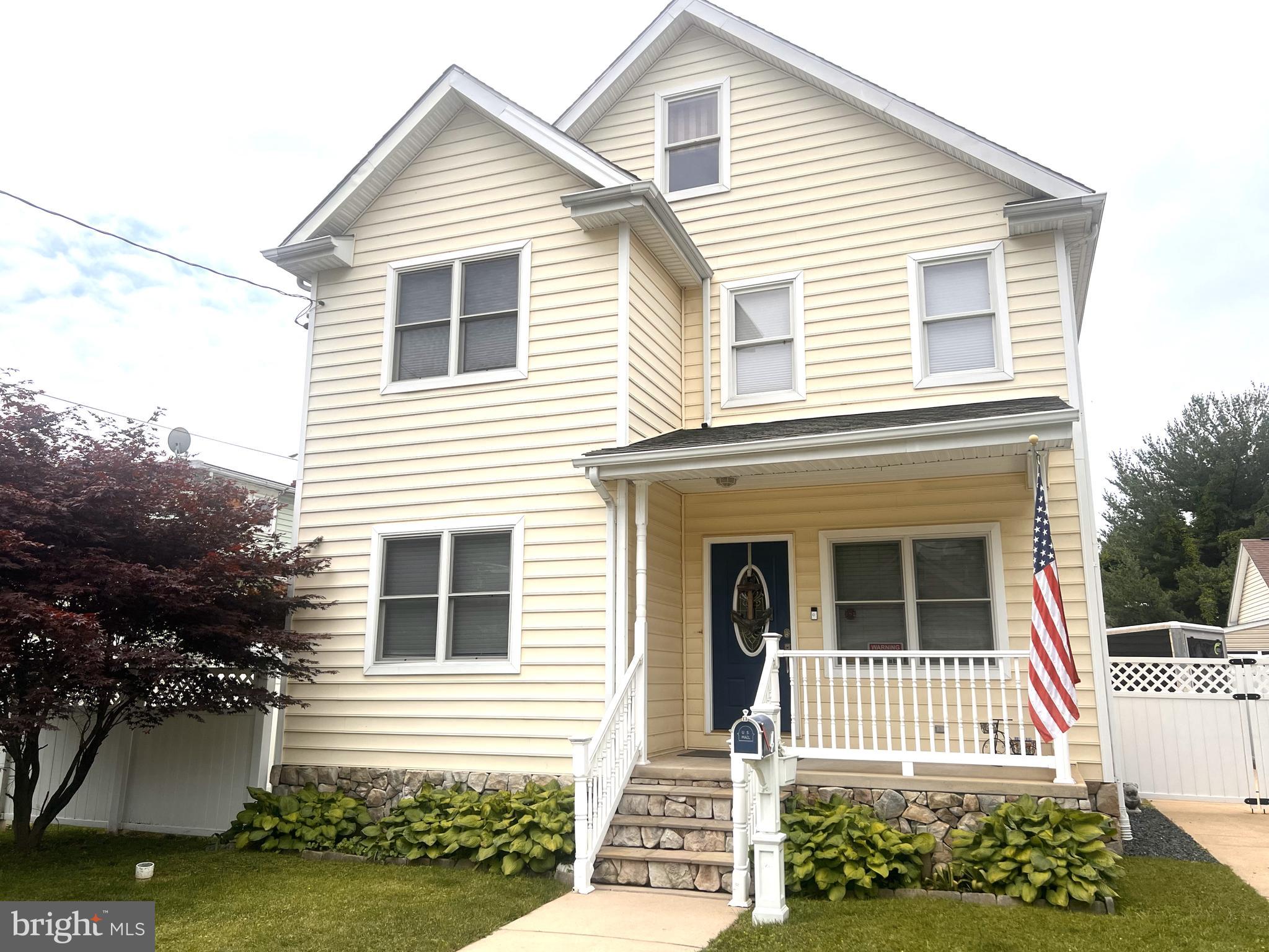4 HELENA AVENUE