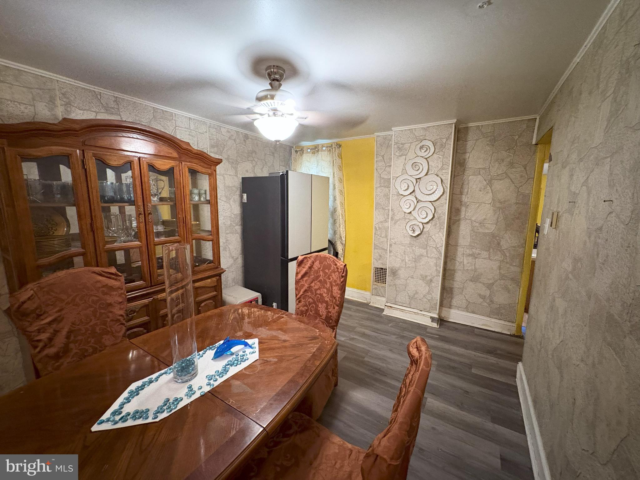 POINT BREEZE - Residential