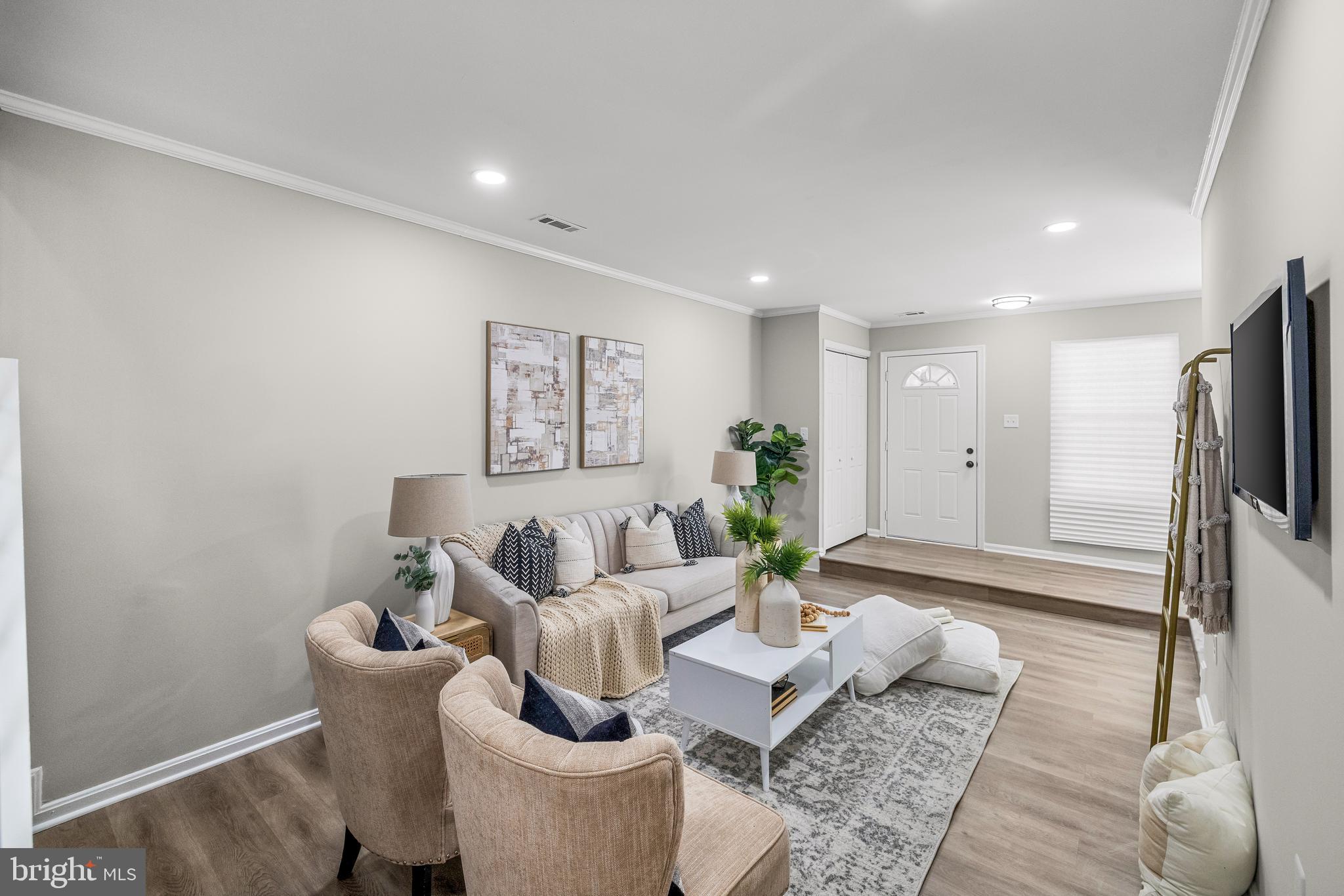 6947 MAYFAIR TERRACE