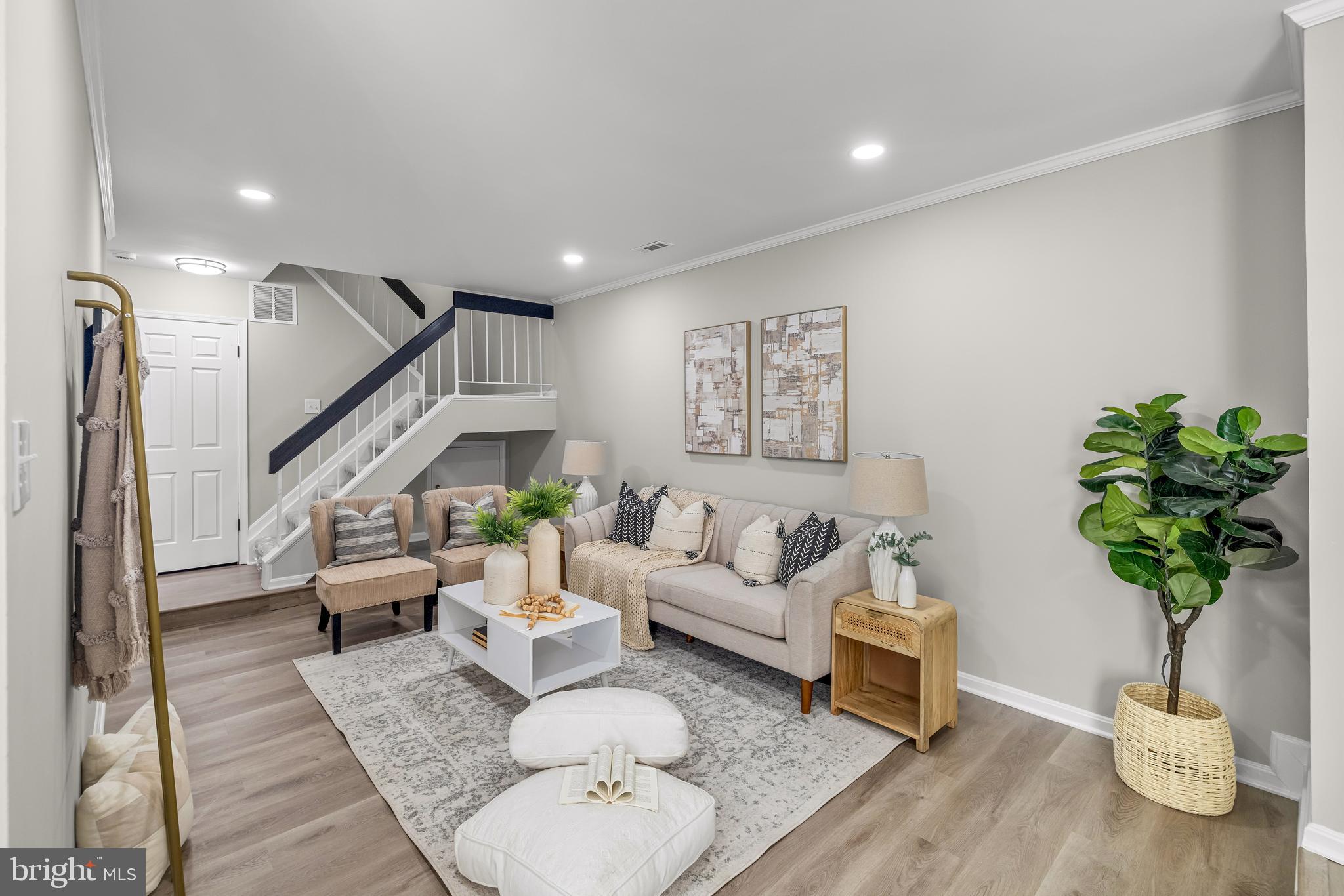 6947 MAYFAIR TERRACE