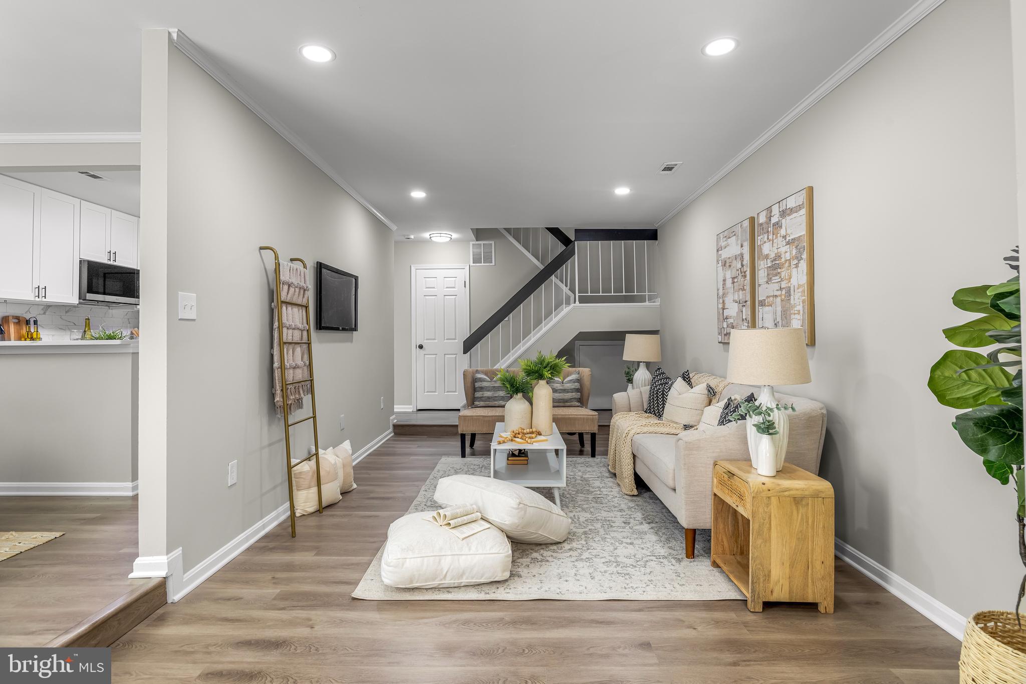 6947 MAYFAIR TERRACE