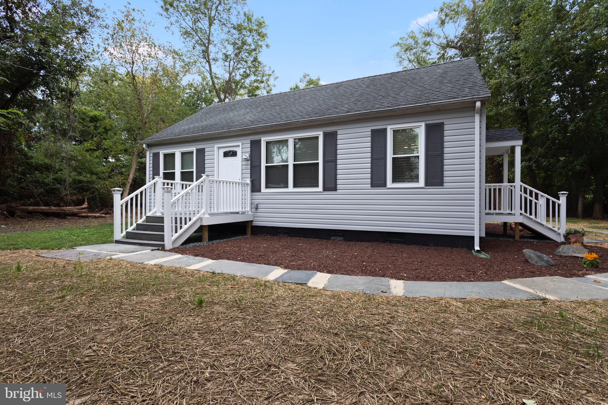 REGULARS - Residential