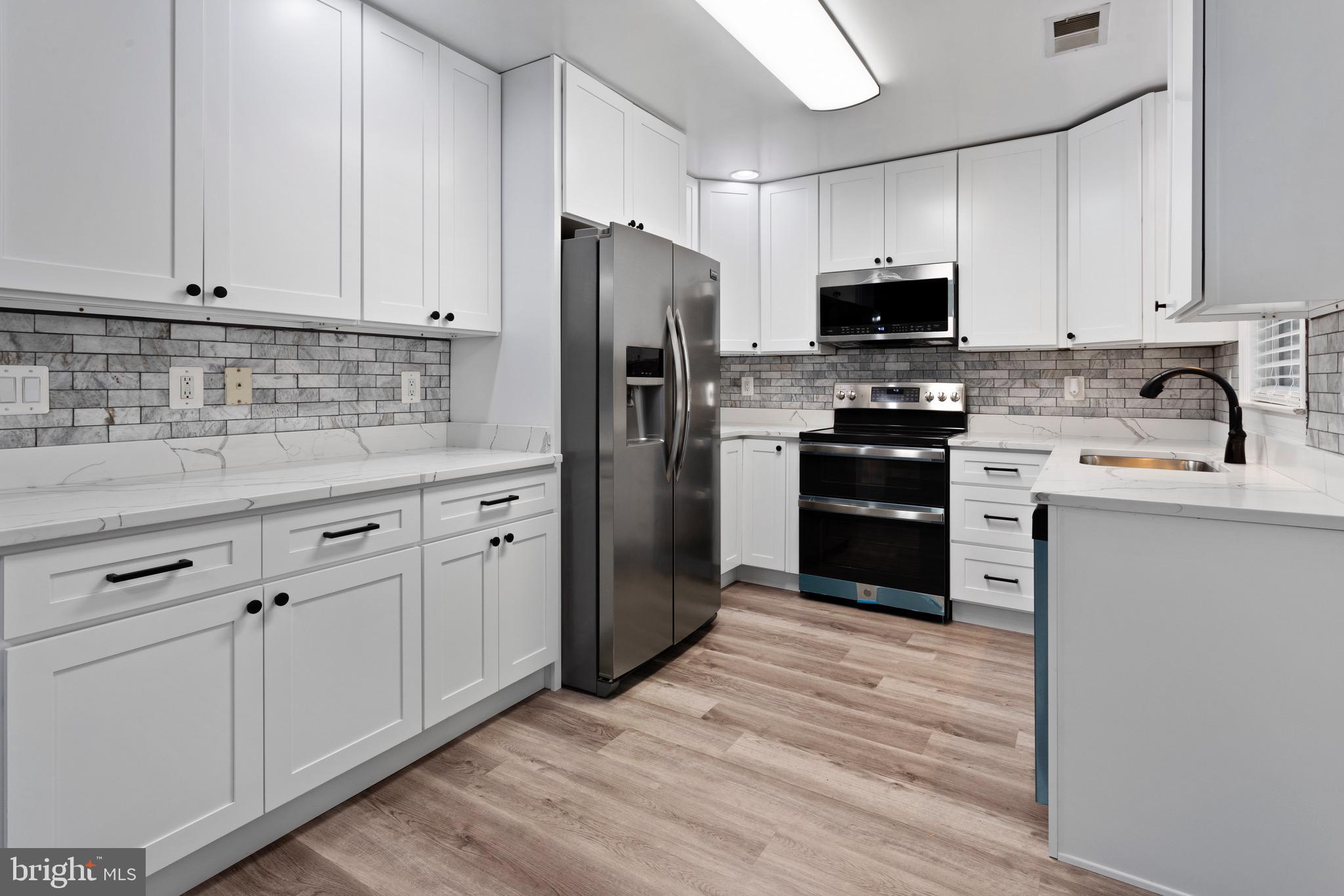 REGULARS - Residential