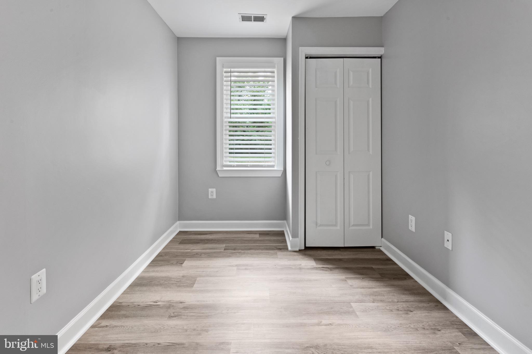 REGULARS - Residential