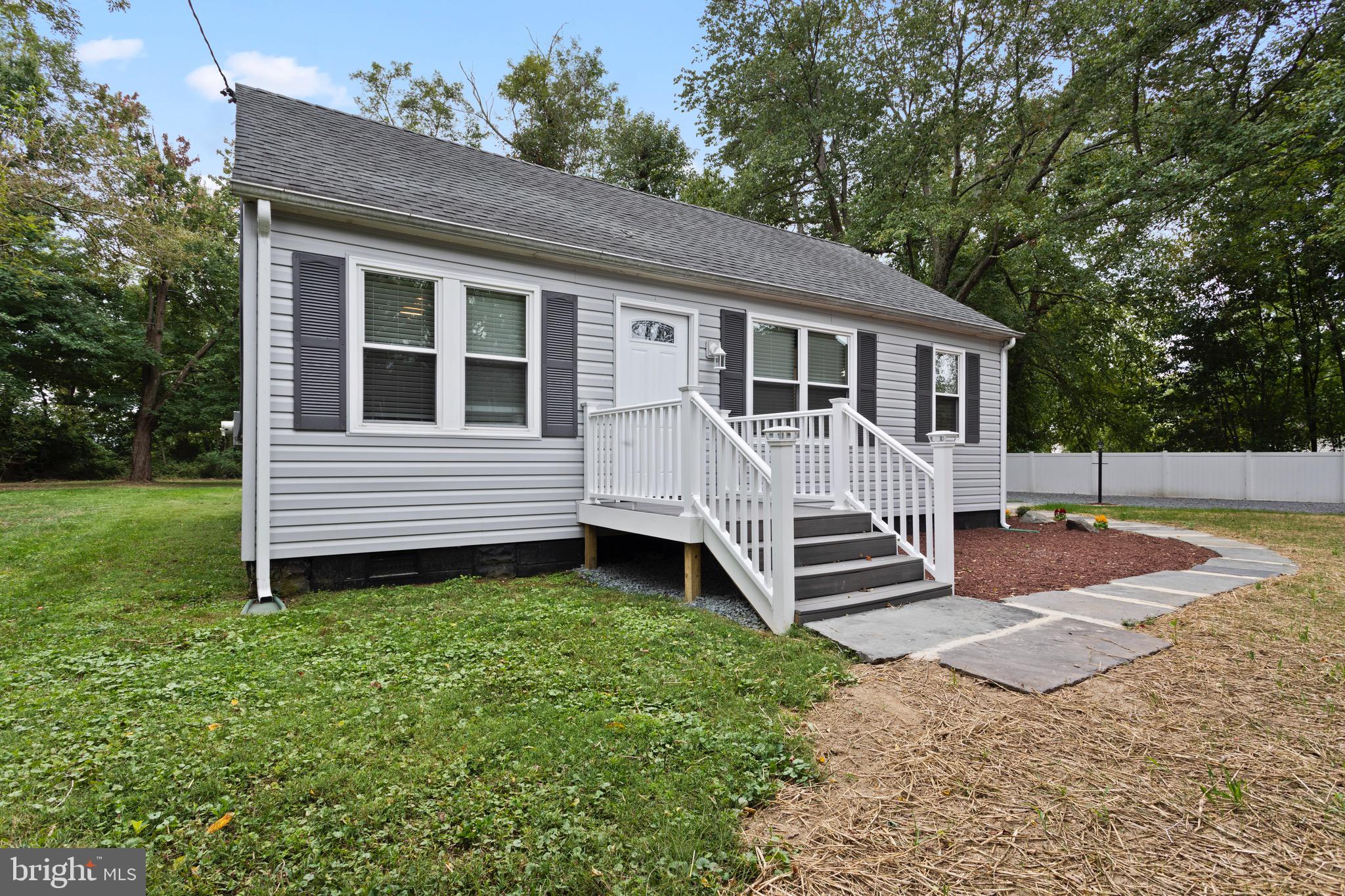 REGULARS - Residential