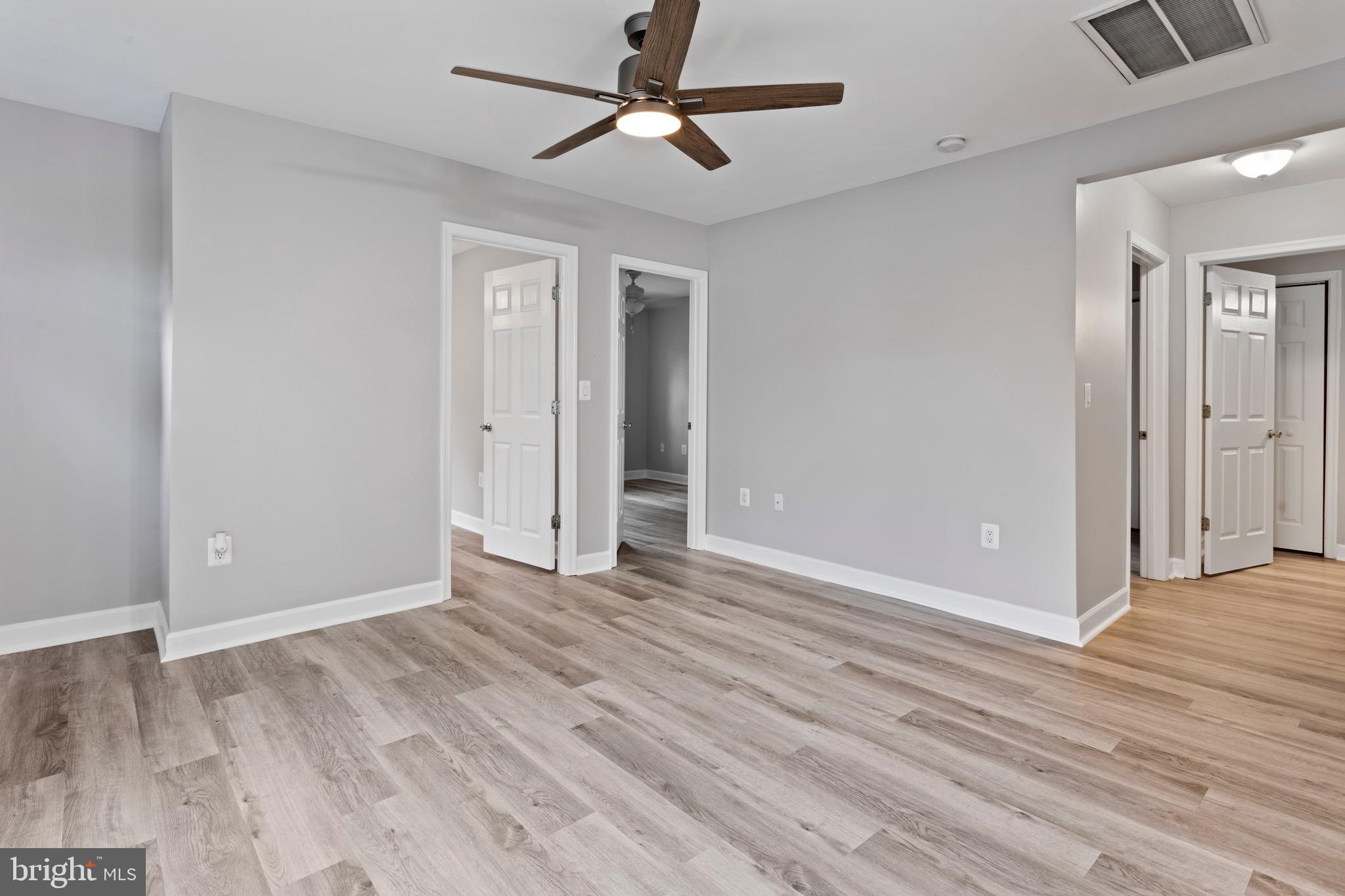 REGULARS - Residential