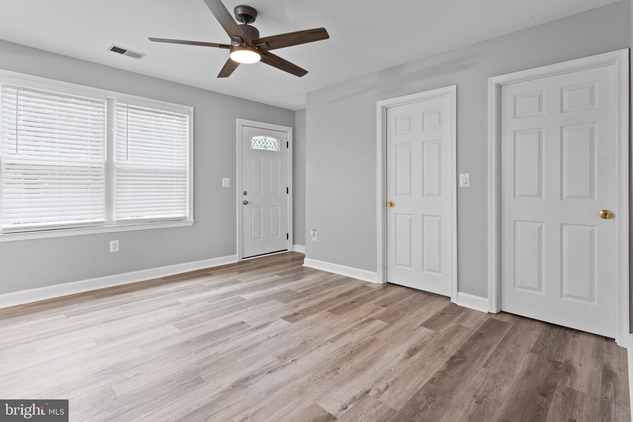 REGULARS - Residential