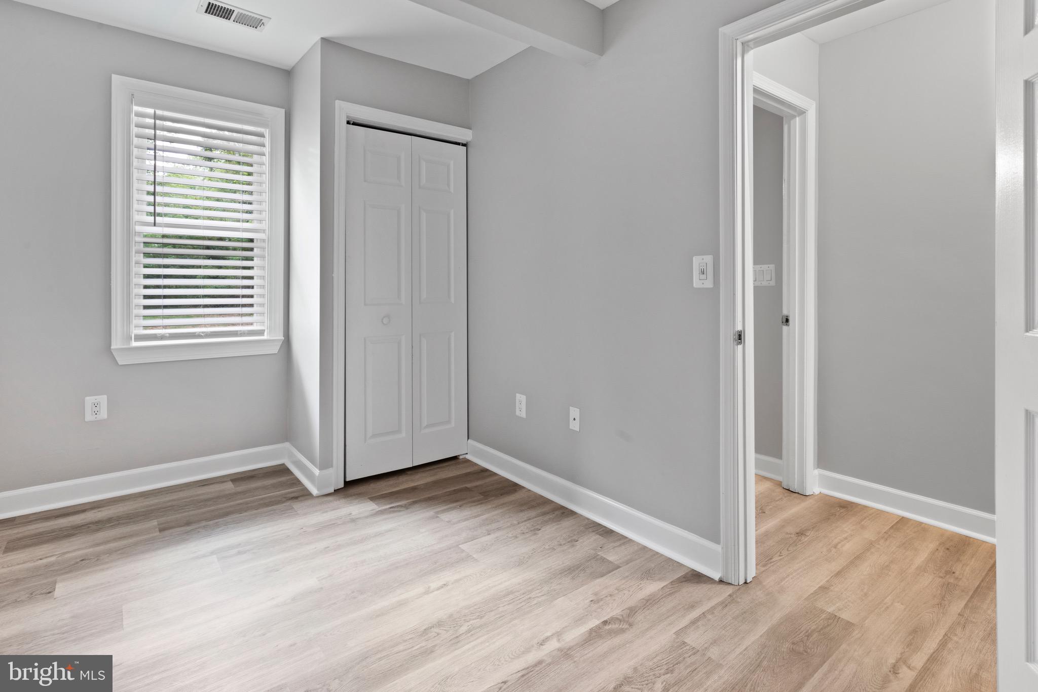 REGULARS - Residential