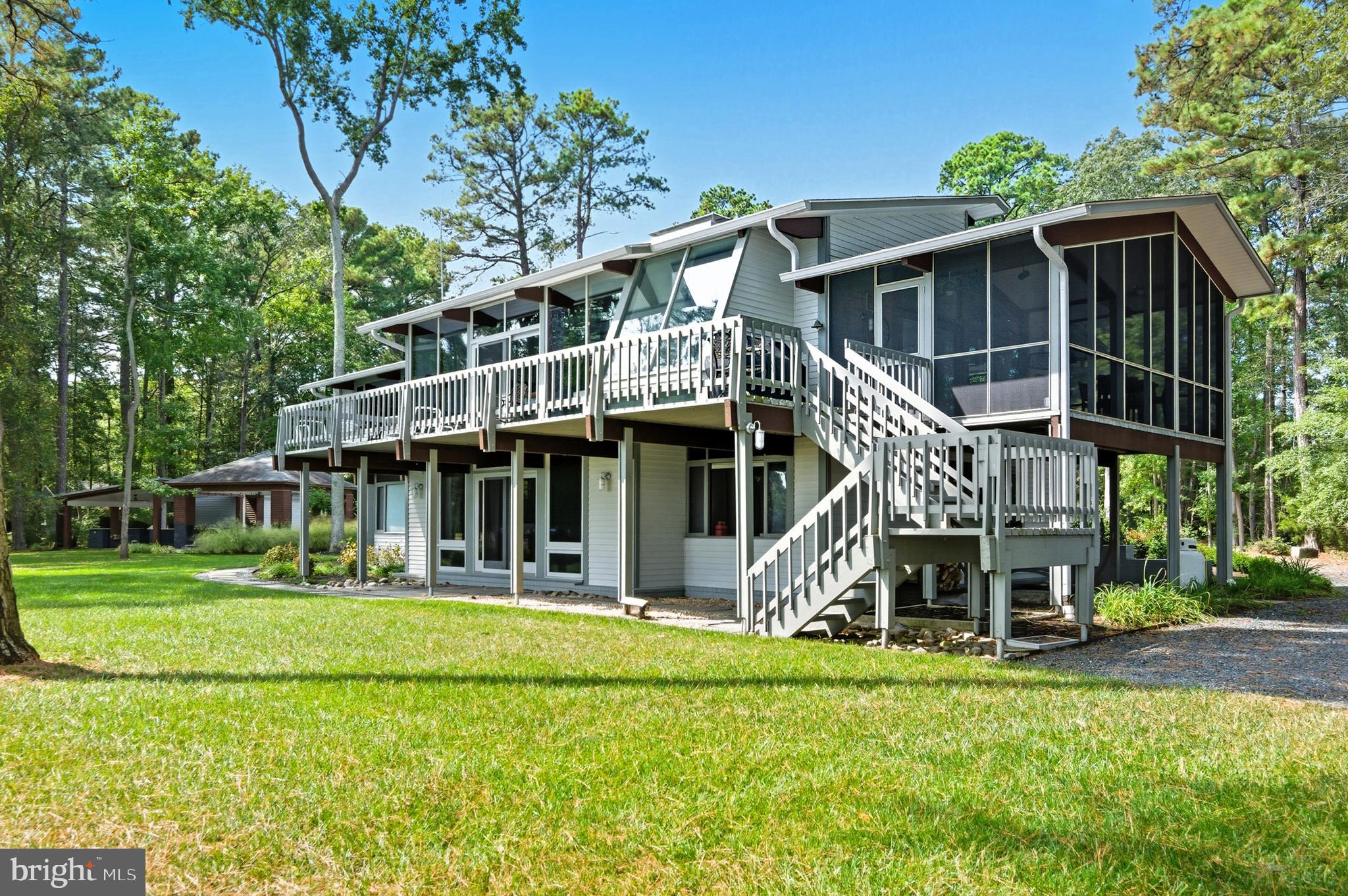 ROYAL OAK - Residential