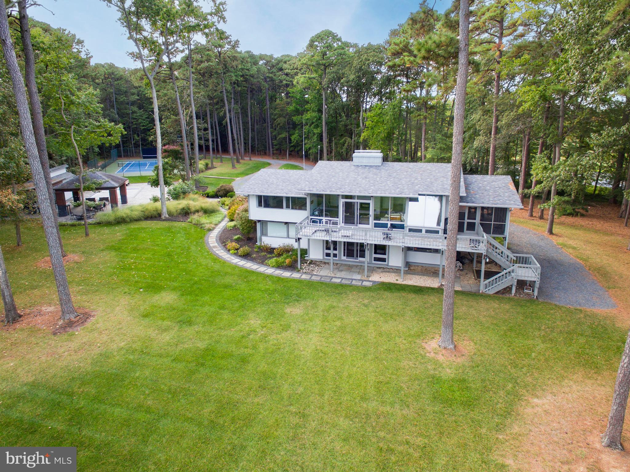 ROYAL OAK - Residential