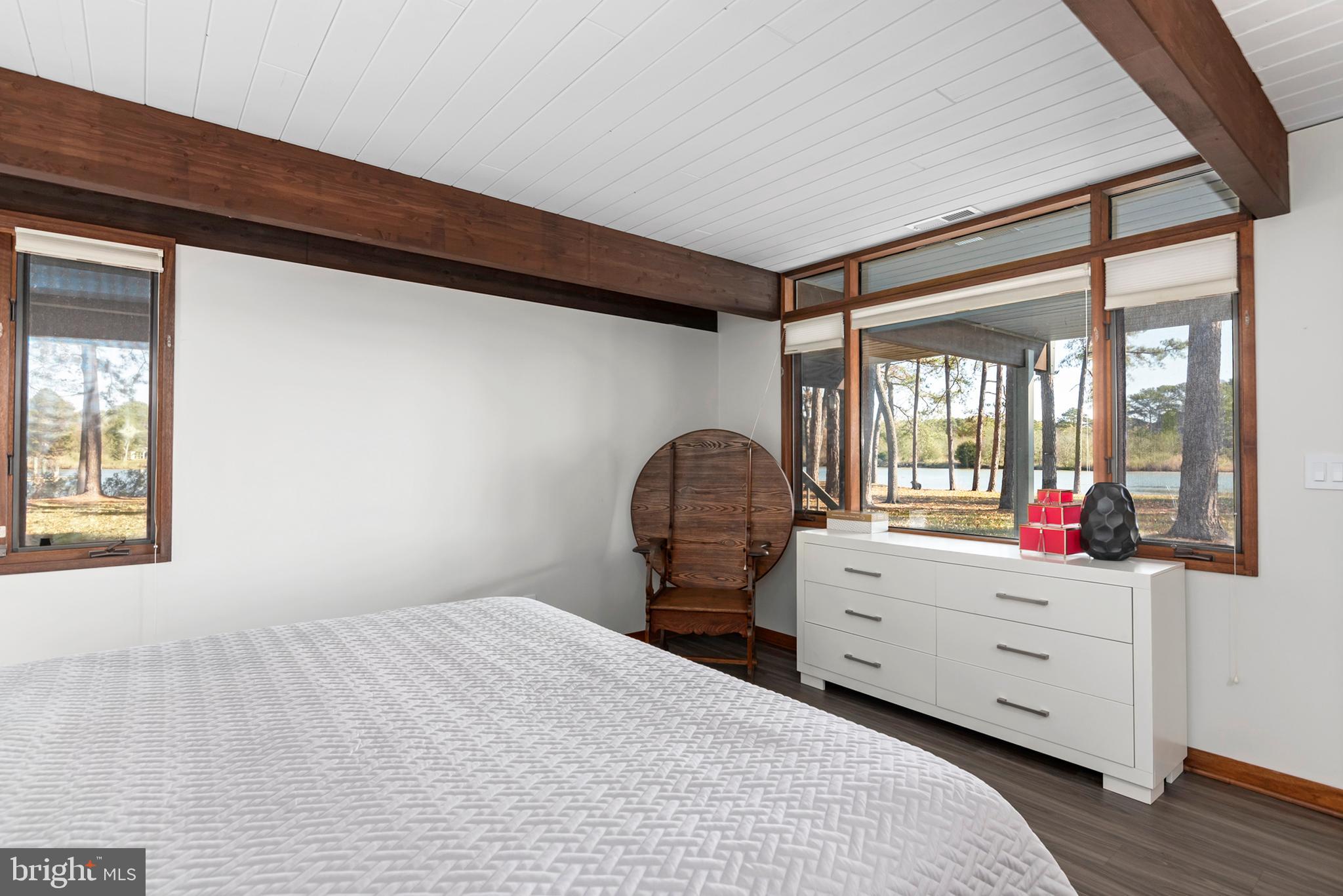 ROYAL OAK - Residential