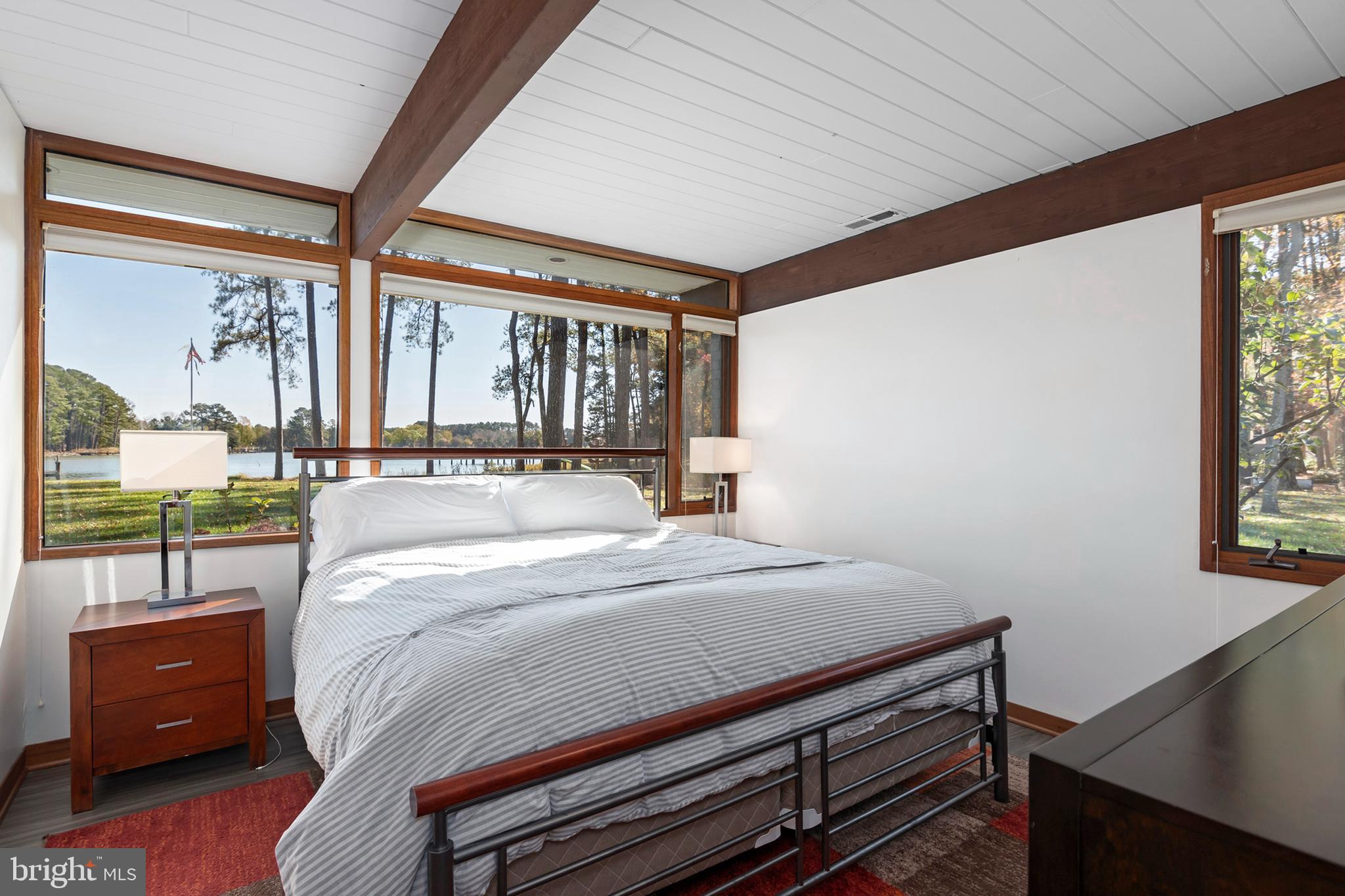 ROYAL OAK - Residential