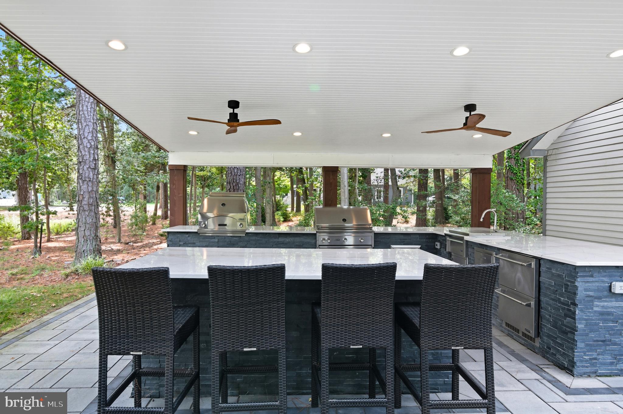 ROYAL OAK - Residential