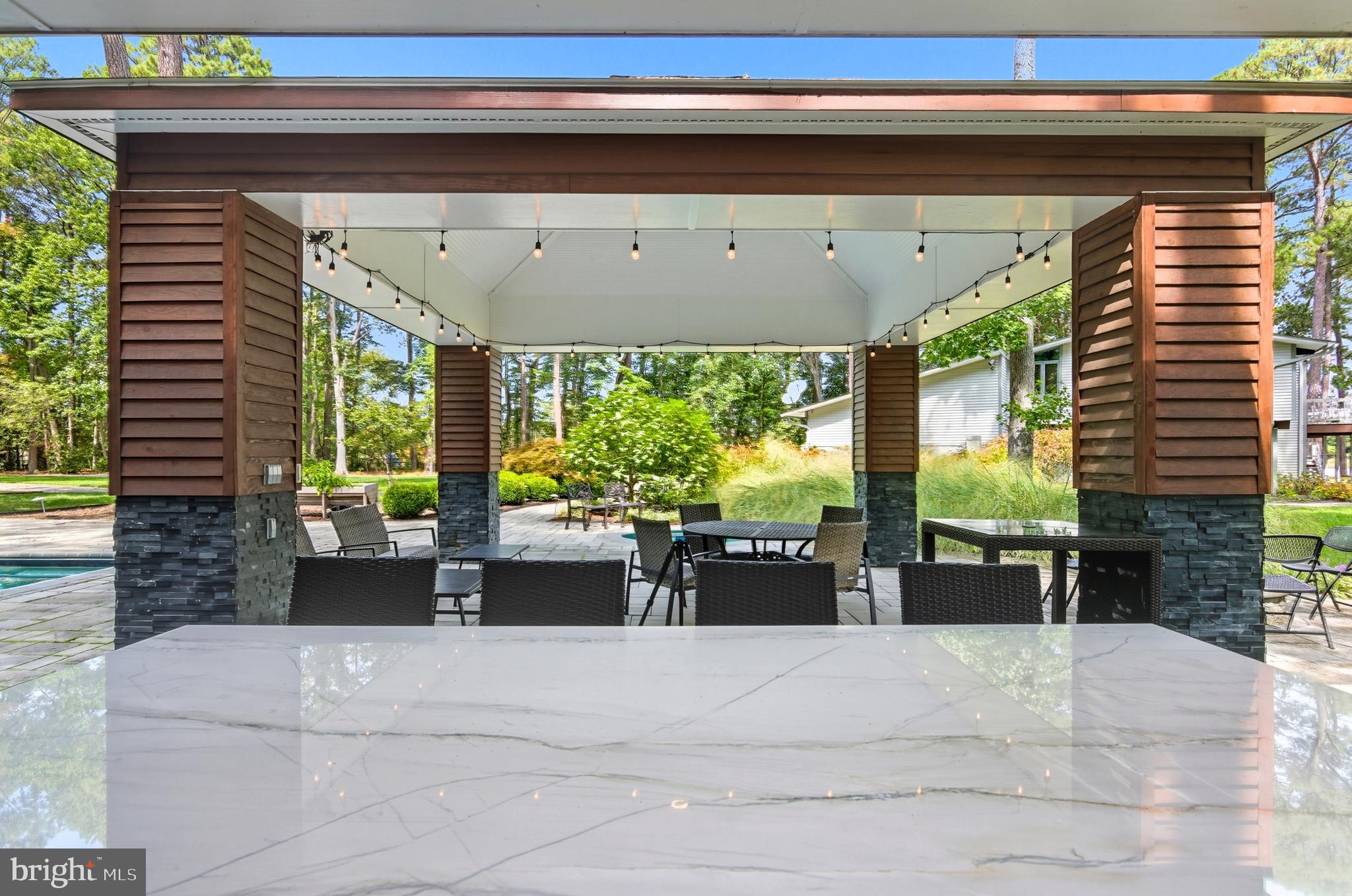 ROYAL OAK - Residential