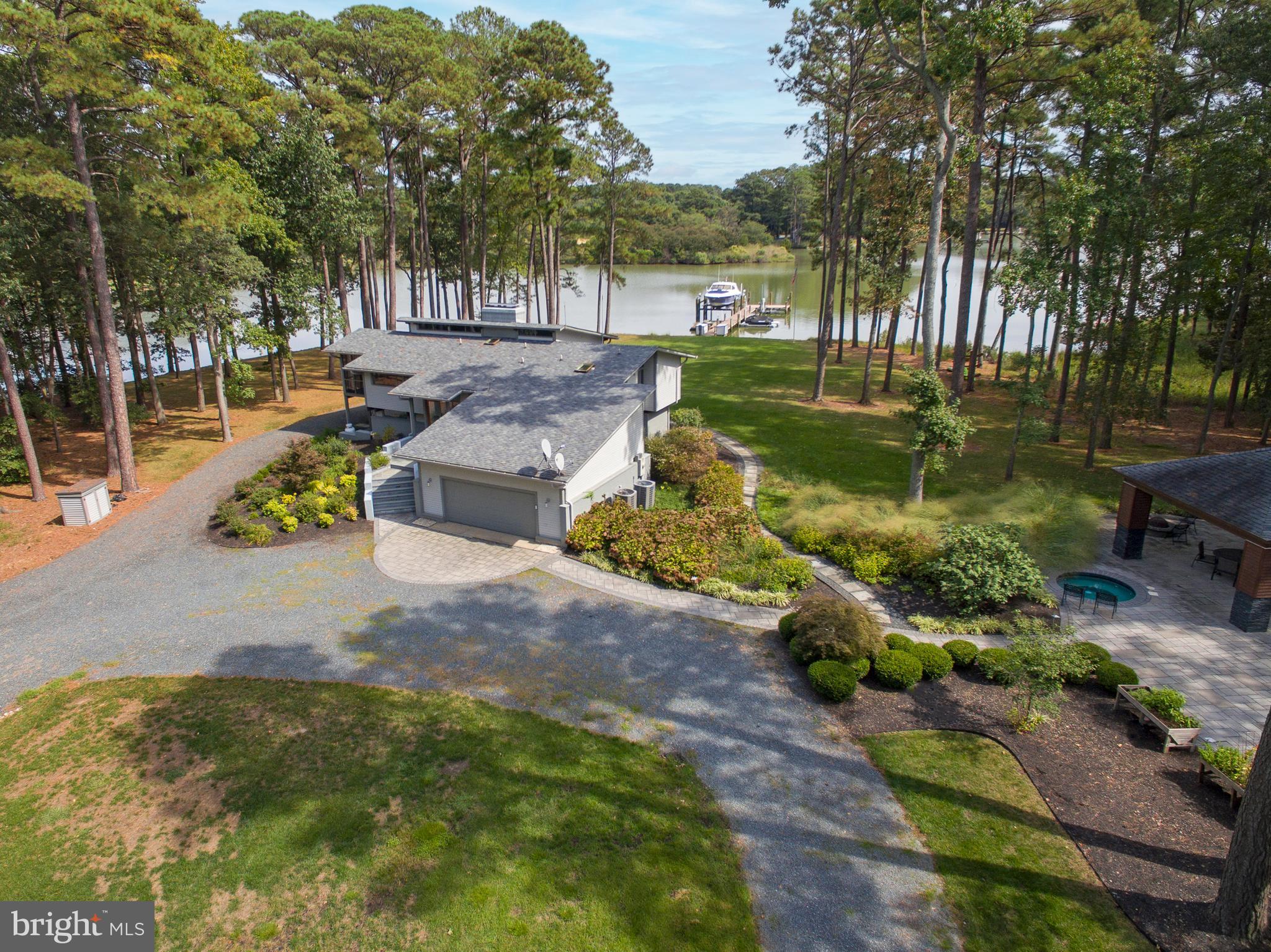 ROYAL OAK - Residential