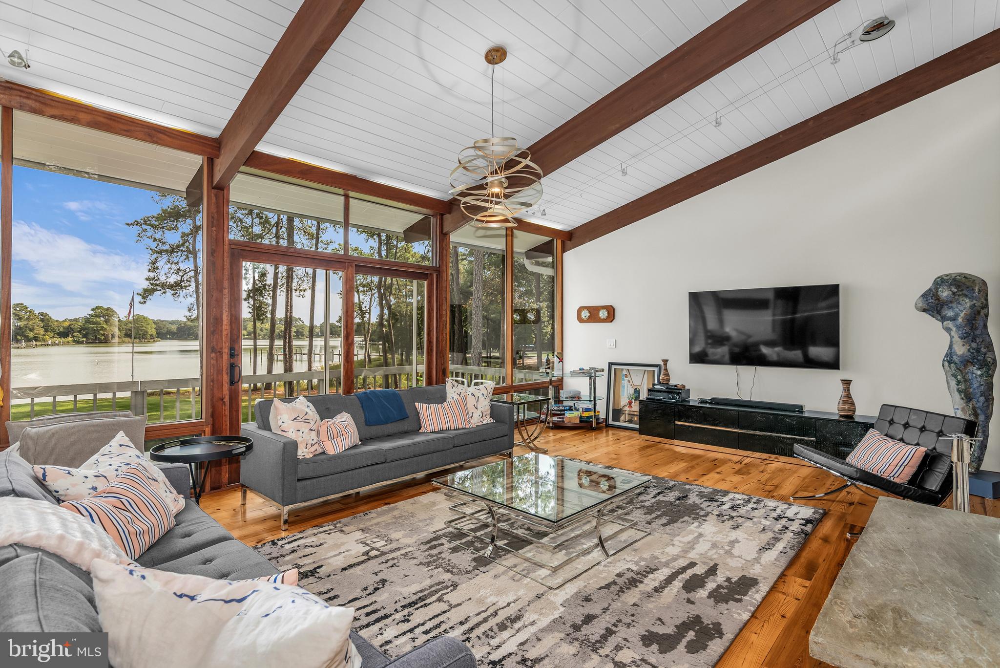 ROYAL OAK - Residential