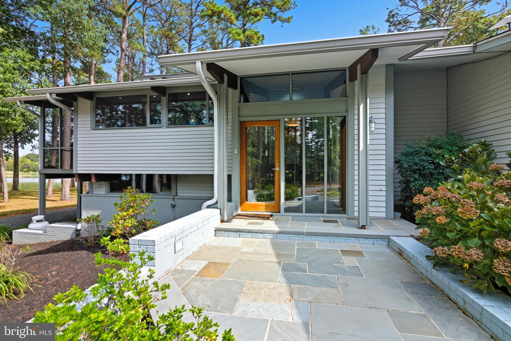 ROYAL OAK - Residential