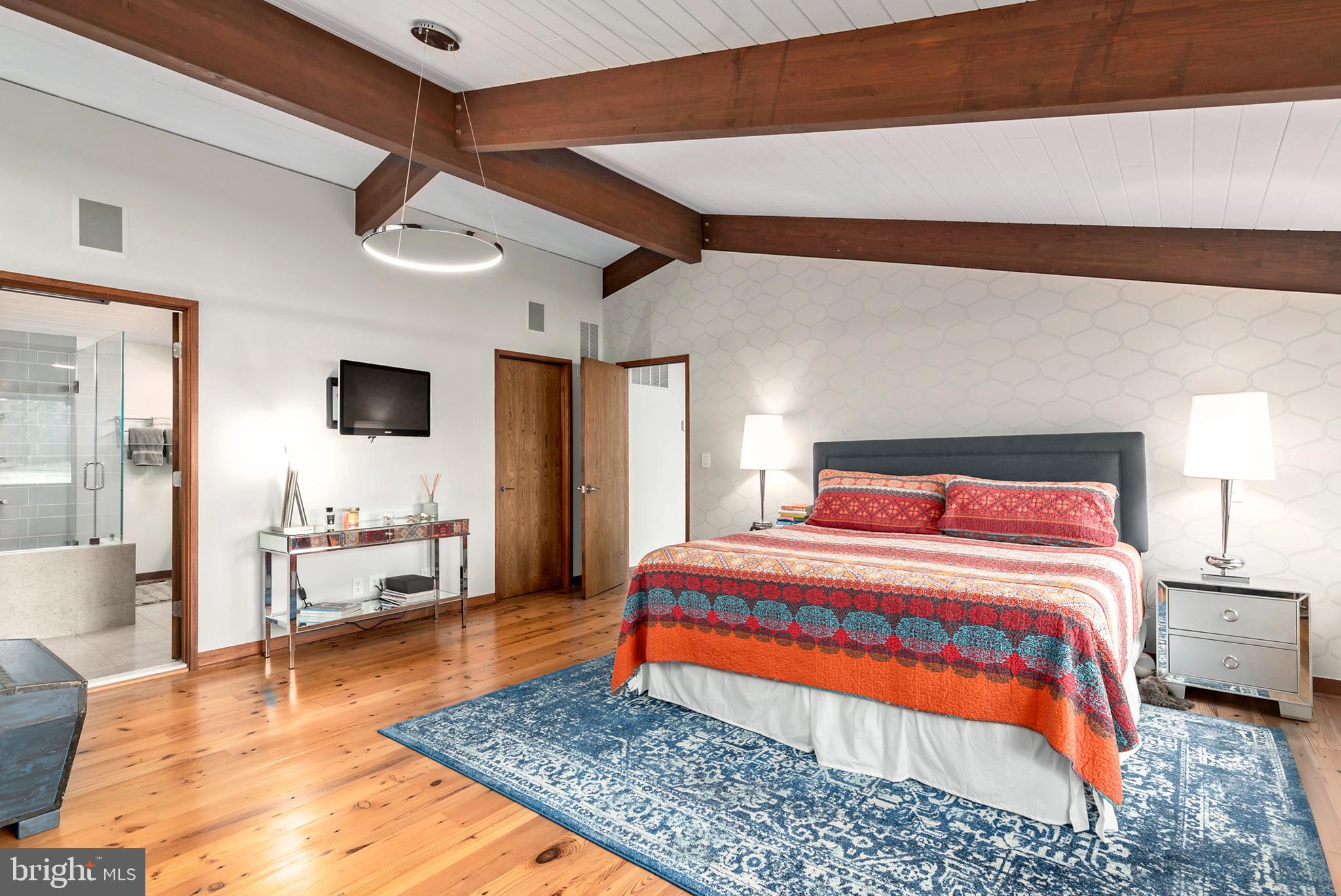 ROYAL OAK - Residential