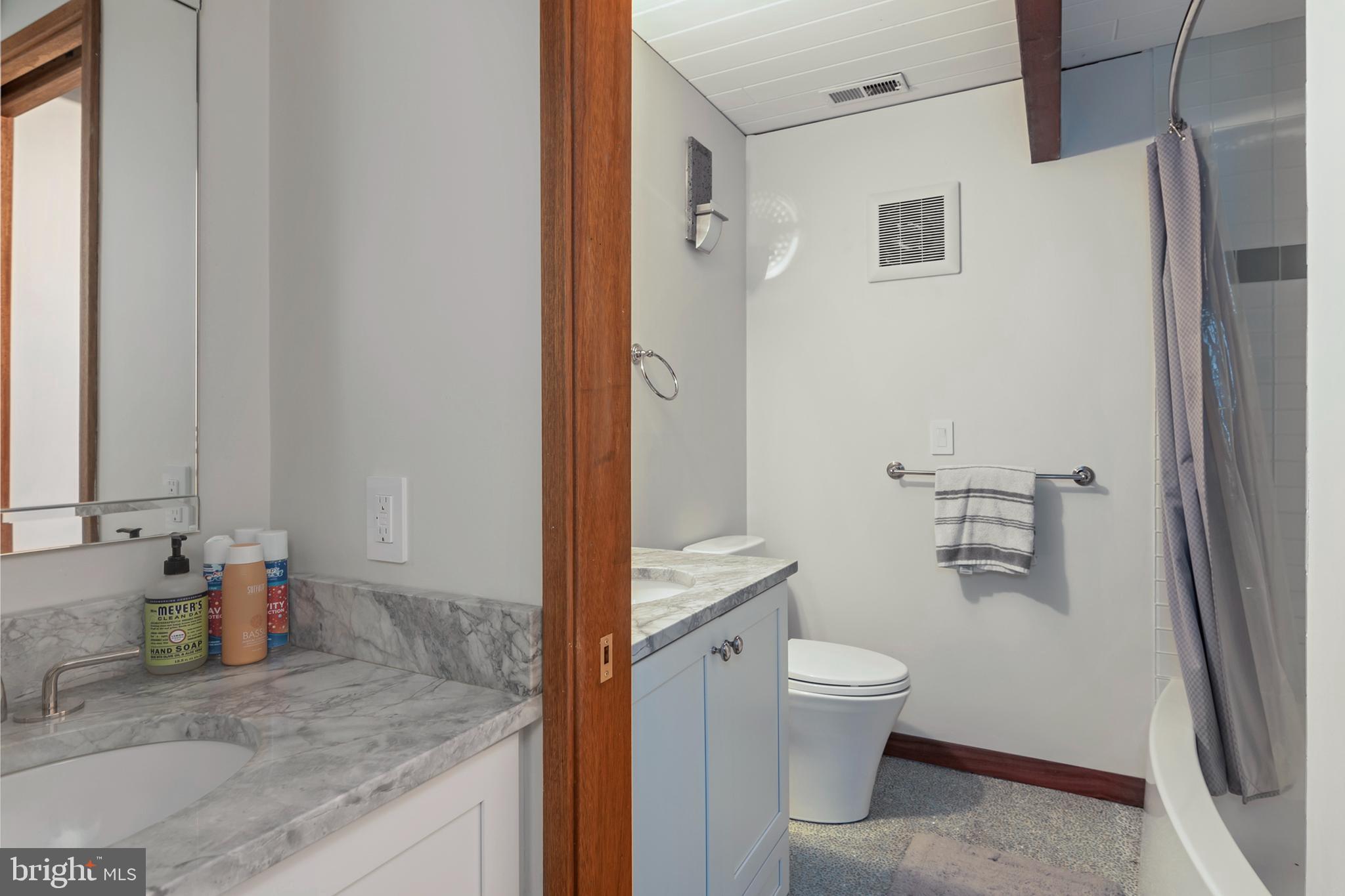 ROYAL OAK - Residential