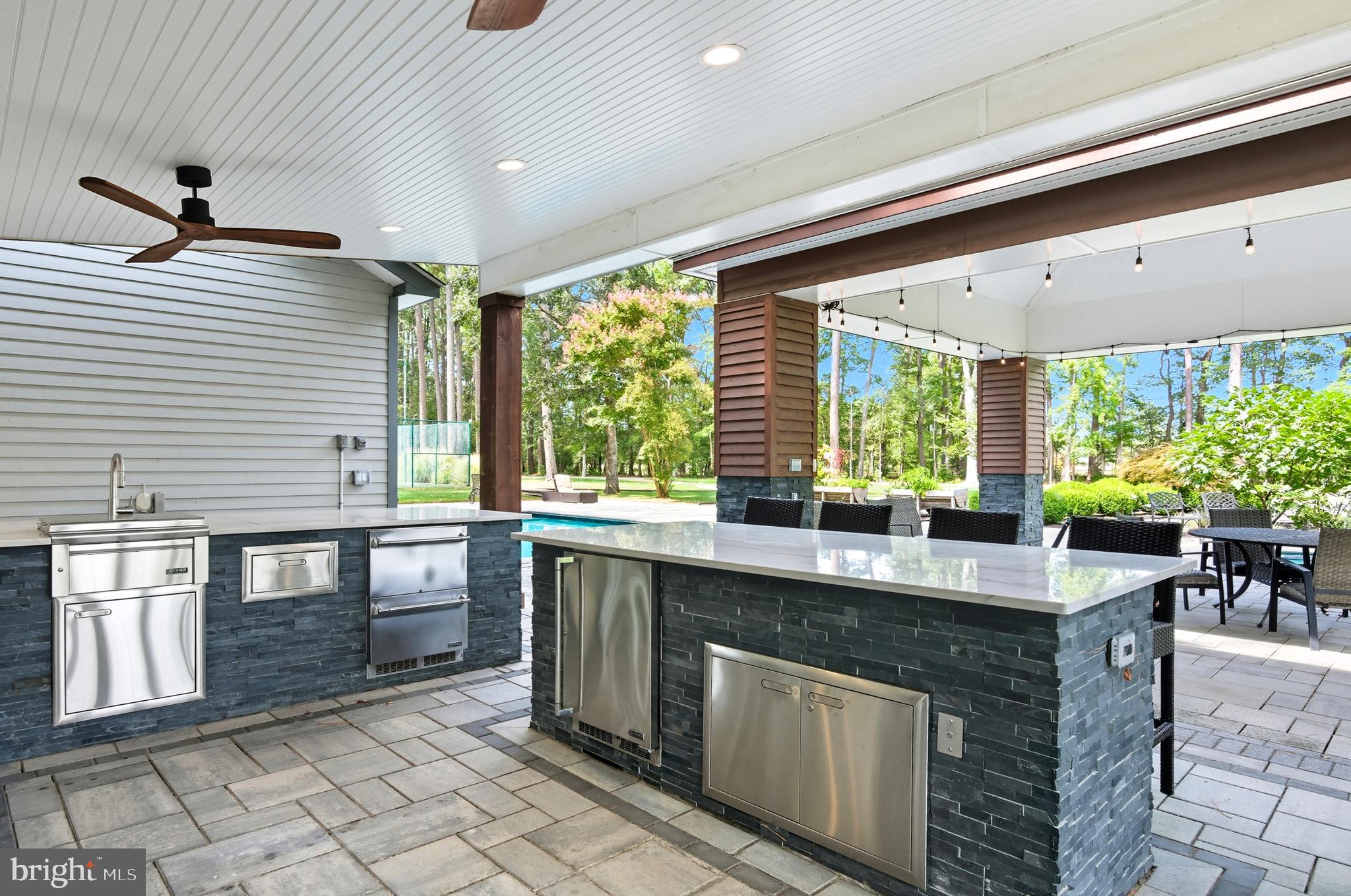 ROYAL OAK - Residential