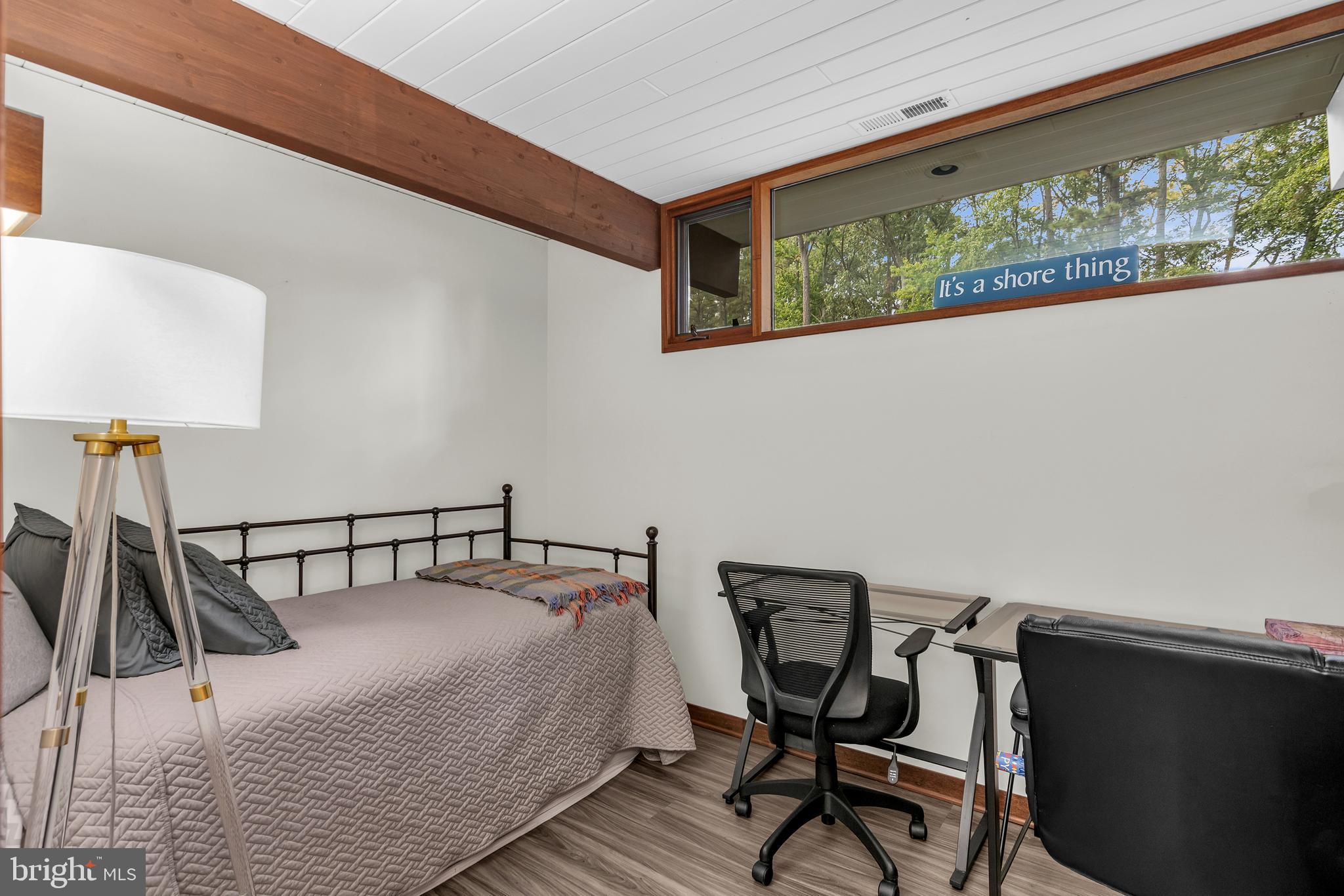 ROYAL OAK - Residential