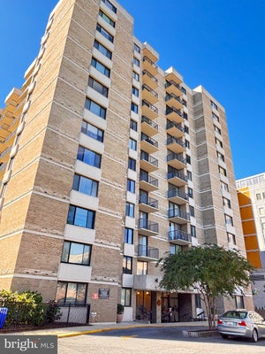 4 MONROE ST APT 210, ROCKVILLE, MD 20850 - Image cb73c97b8d1d5adc80fca30ee5ecd97c/2789901298