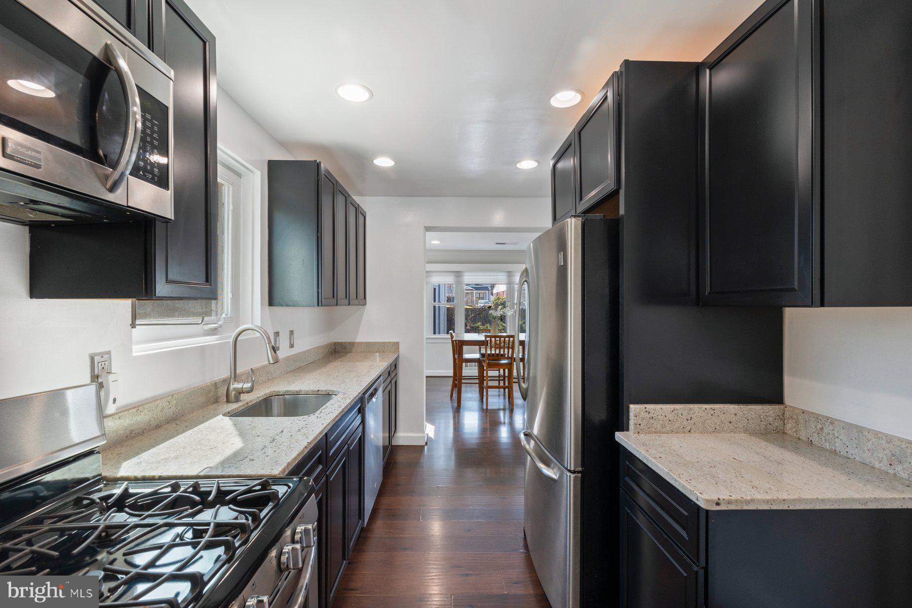 GARRETT PARK ESTATES - Residential