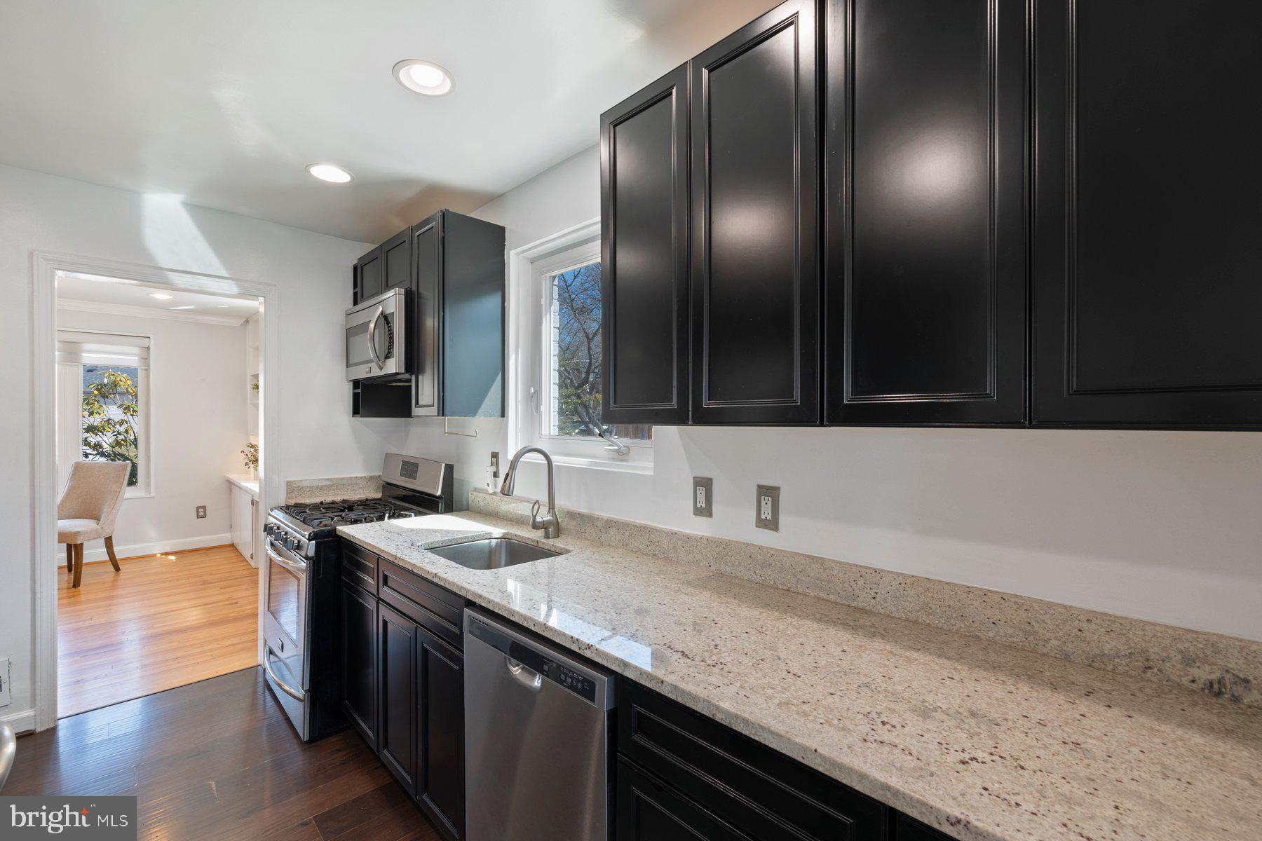 GARRETT PARK ESTATES - Residential