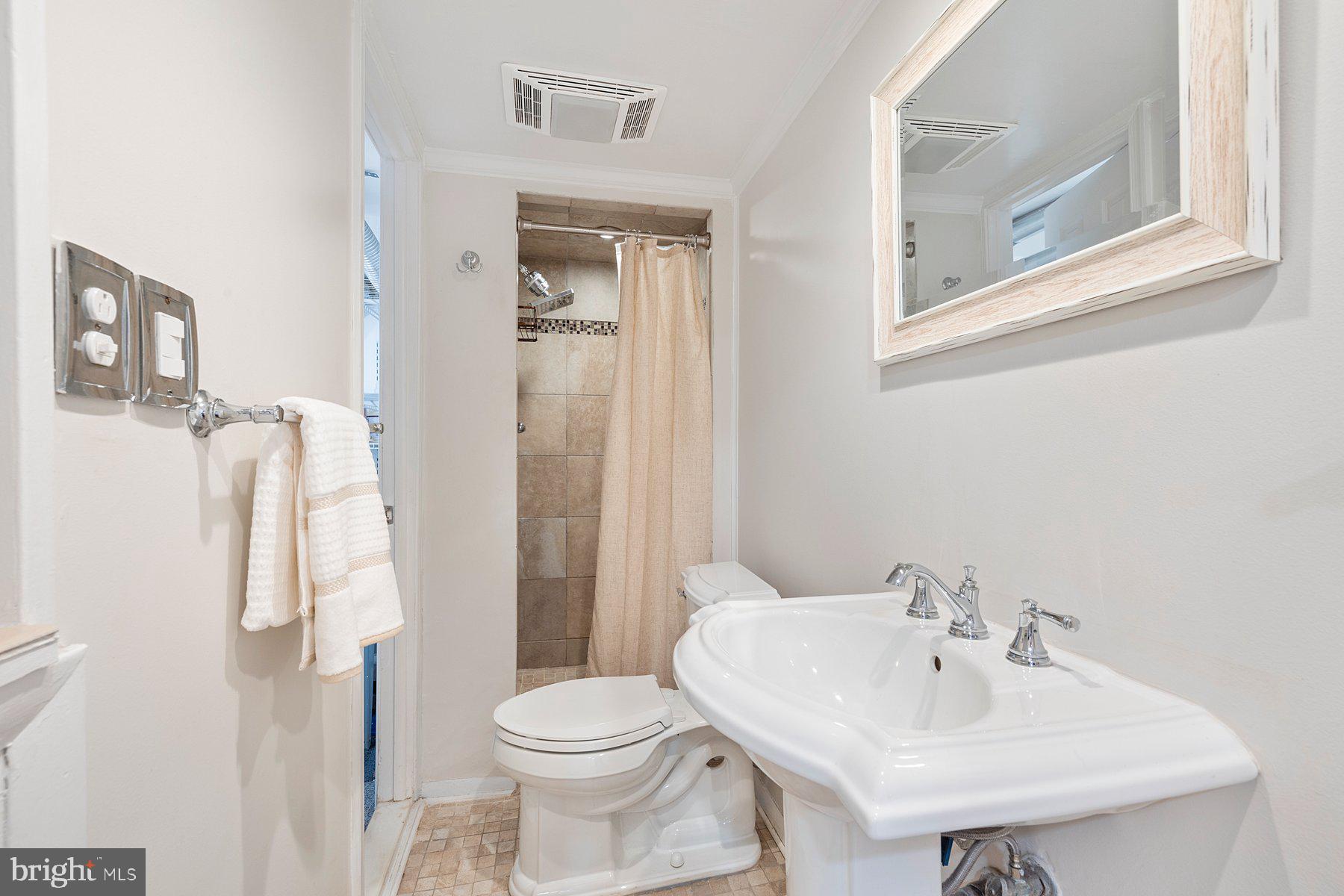 GARRETT PARK ESTATES - Residential