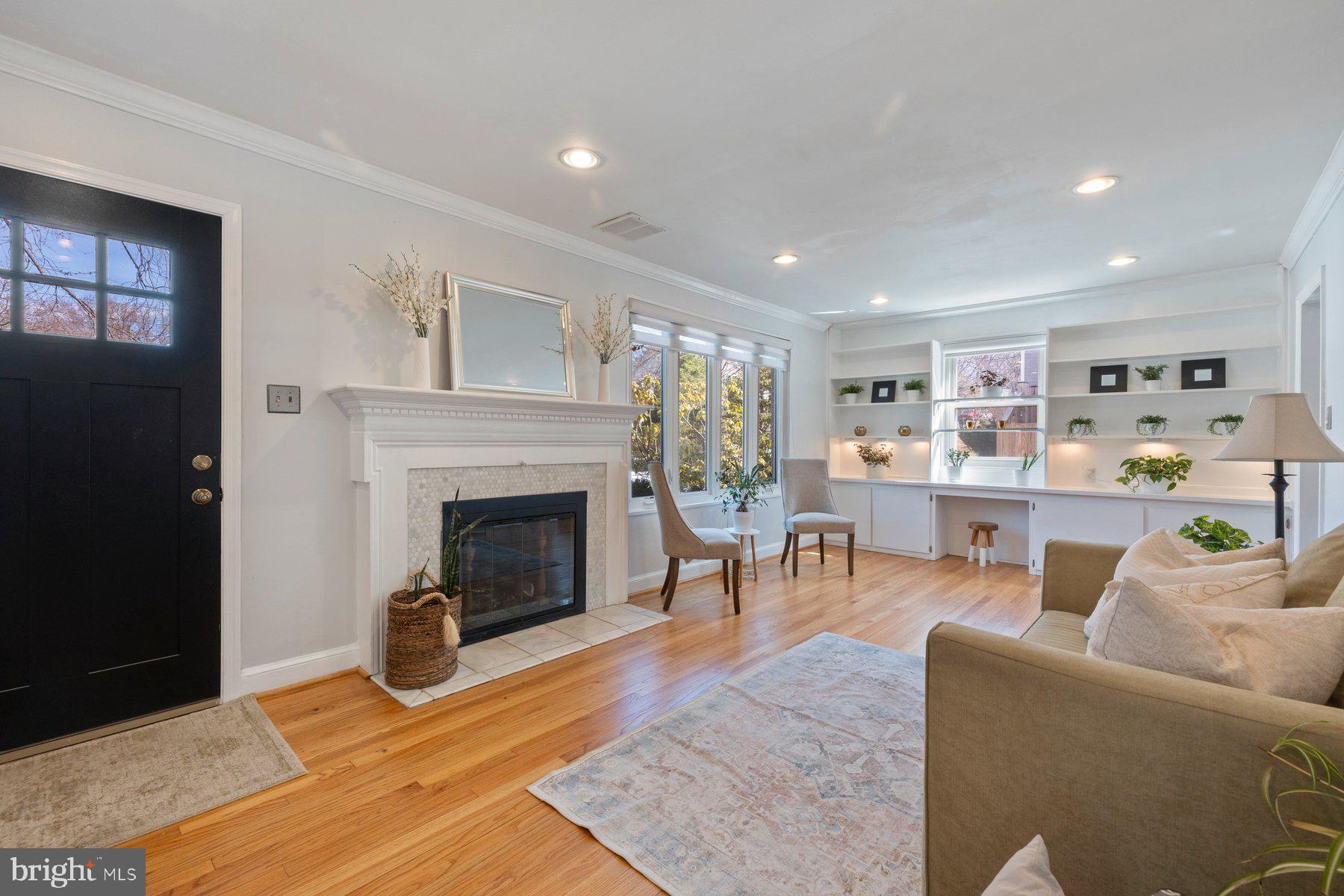 GARRETT PARK ESTATES - Residential