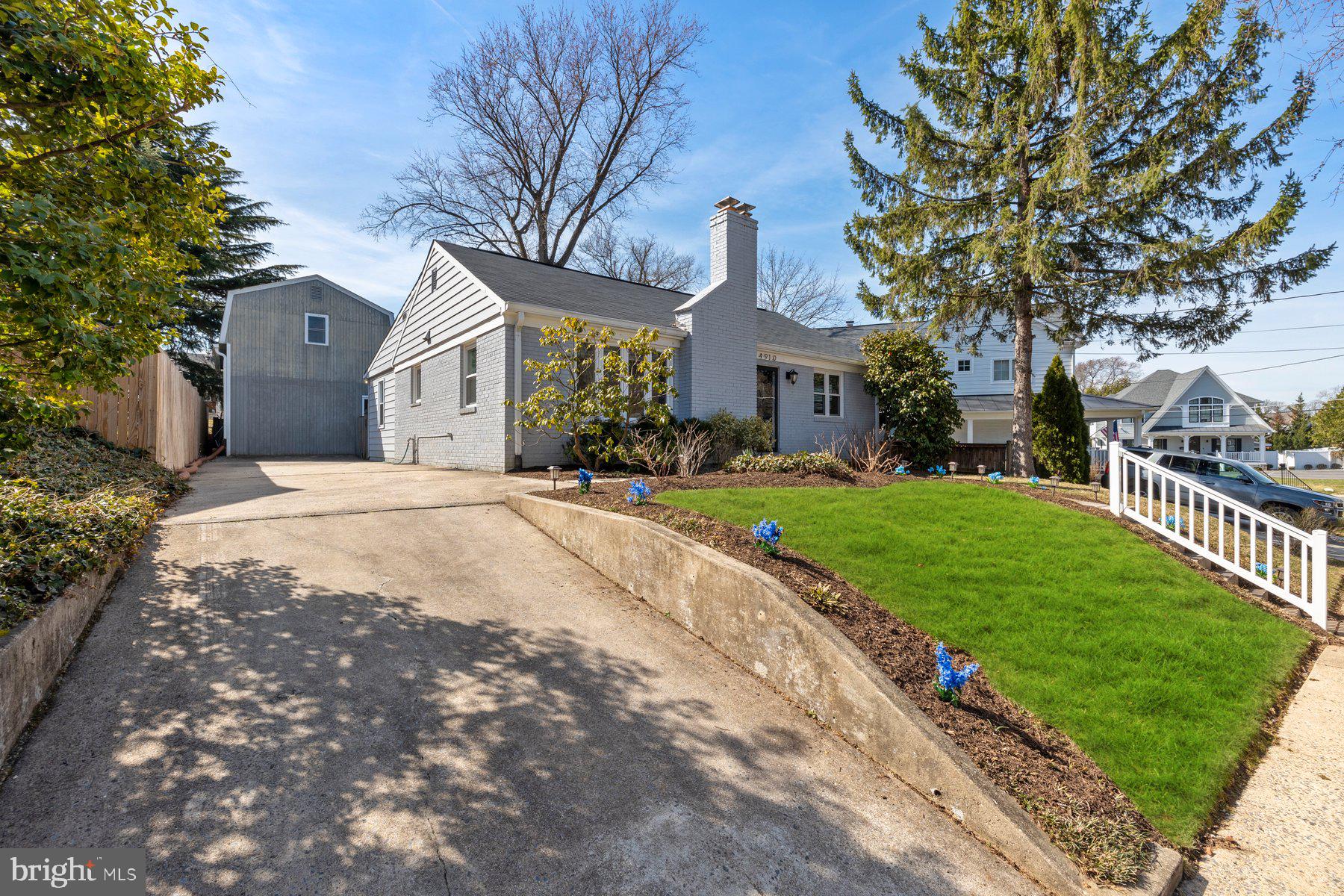 GARRETT PARK ESTATES - Residential