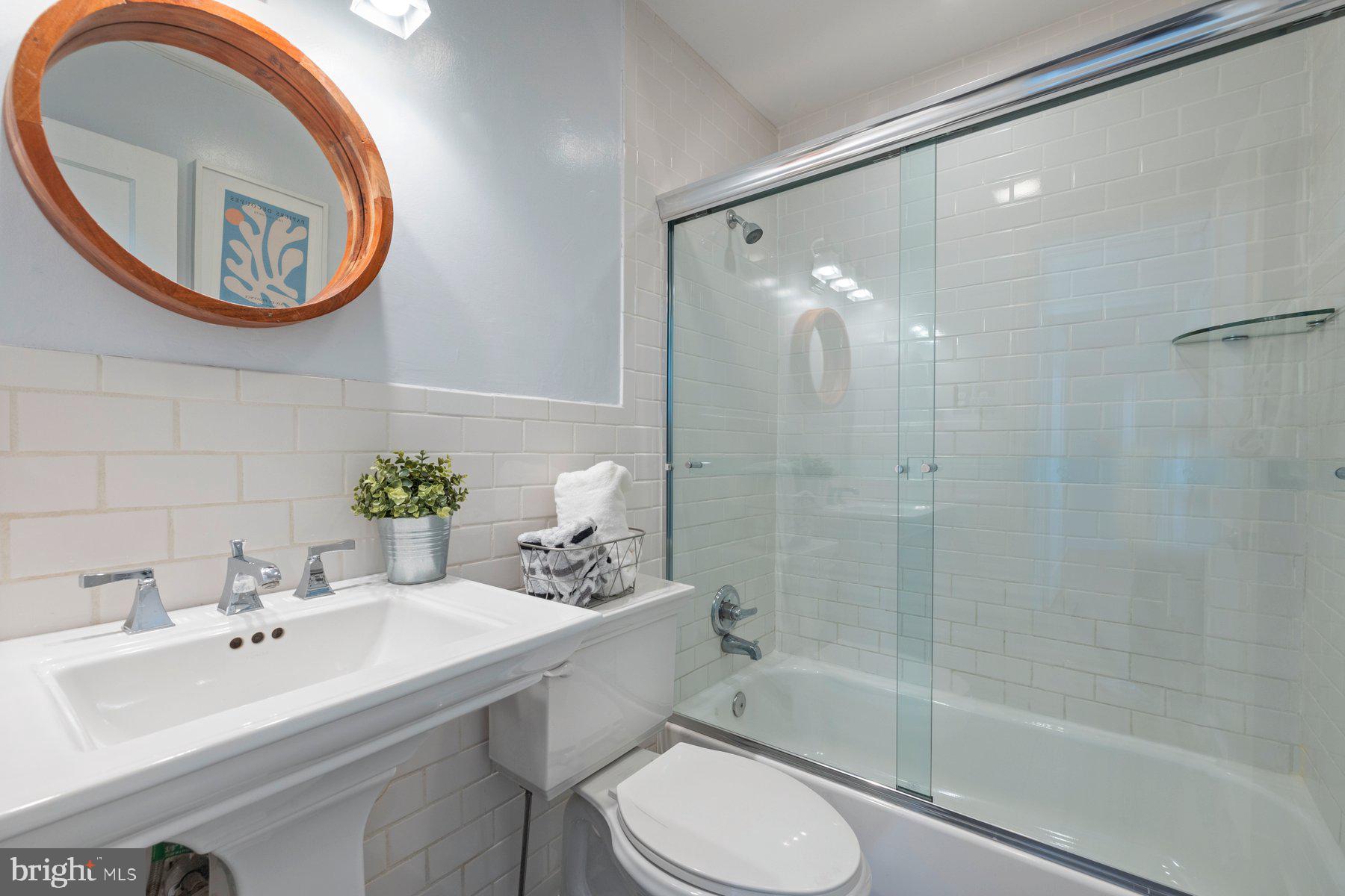 GARRETT PARK ESTATES - Residential