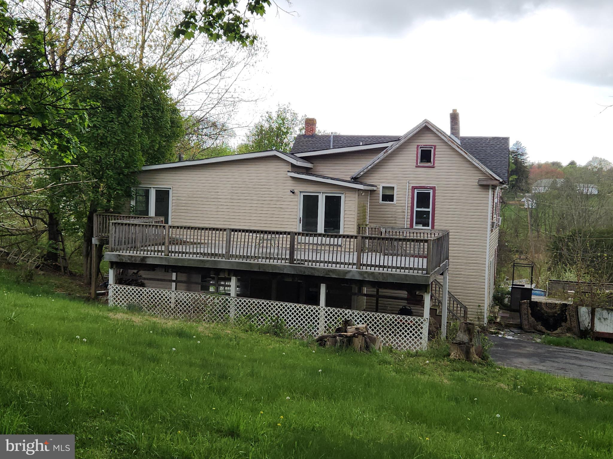 1049 POOLE ROAD
