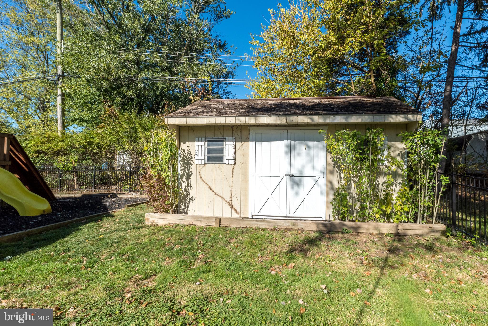 MERRYBROOK - Residential