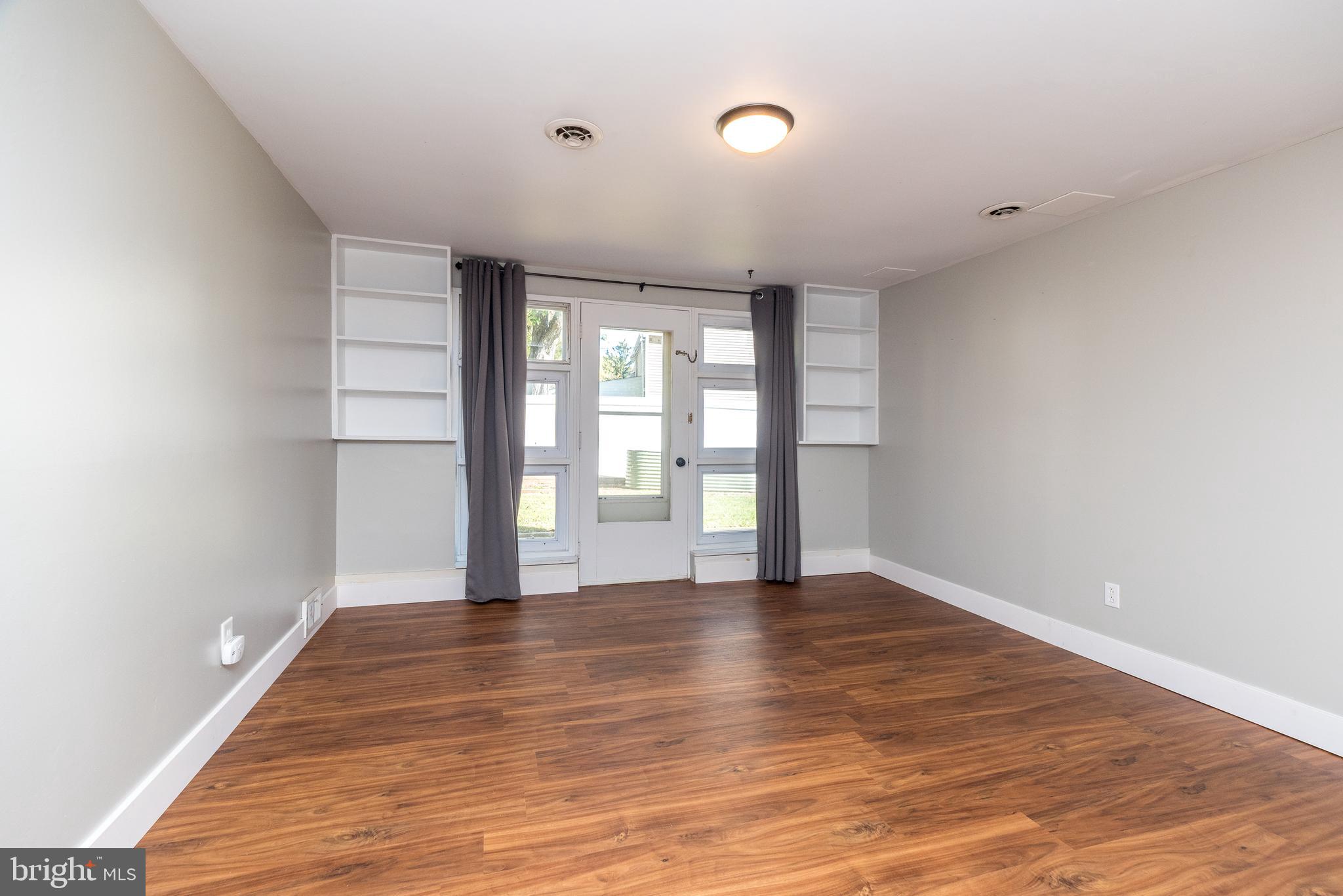 MERRYBROOK - Residential