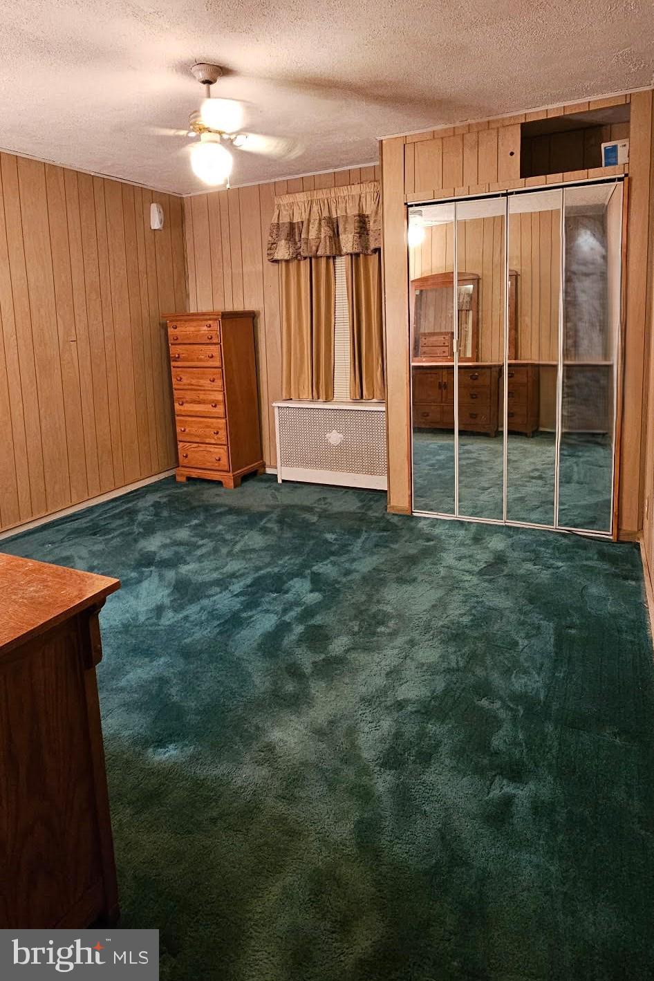 3304 W GARRISON AVENUE