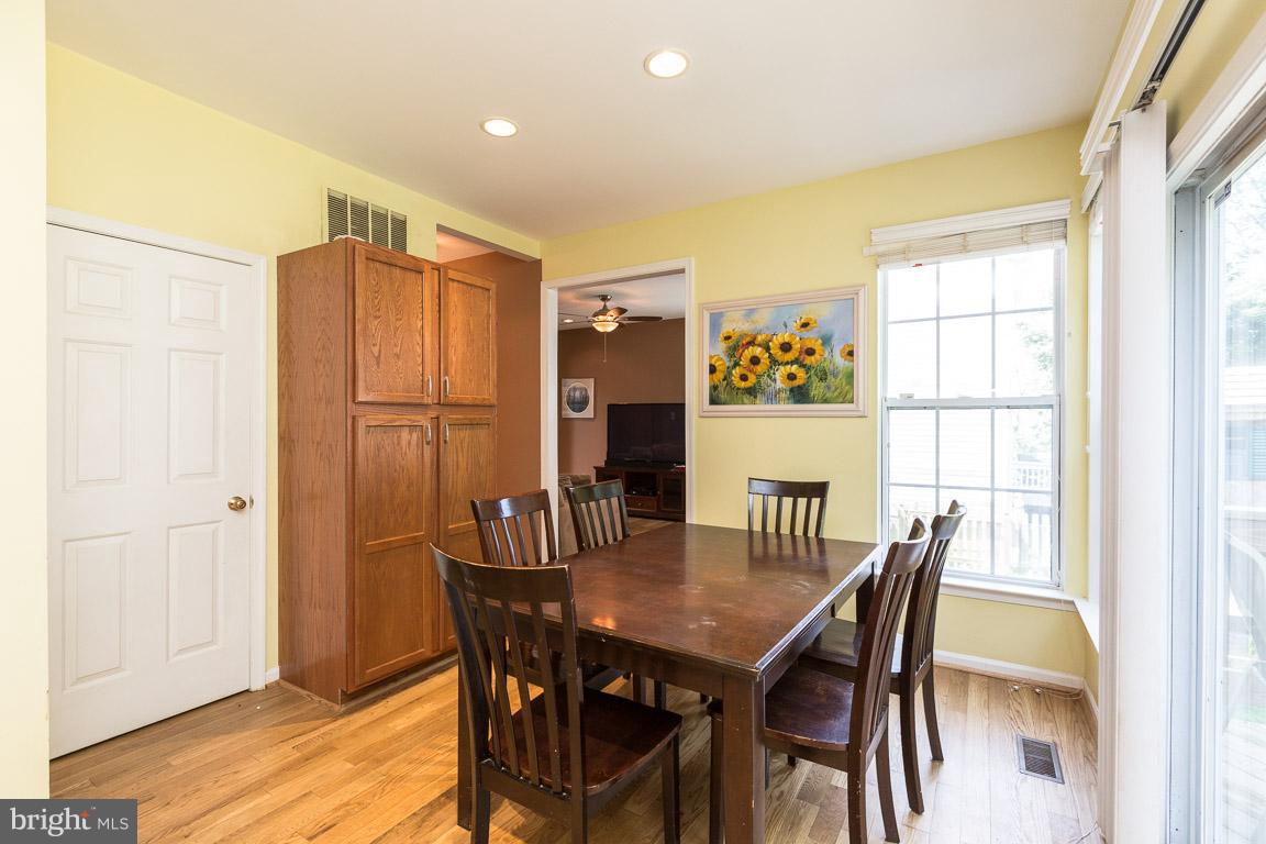 THE COOK - Residential