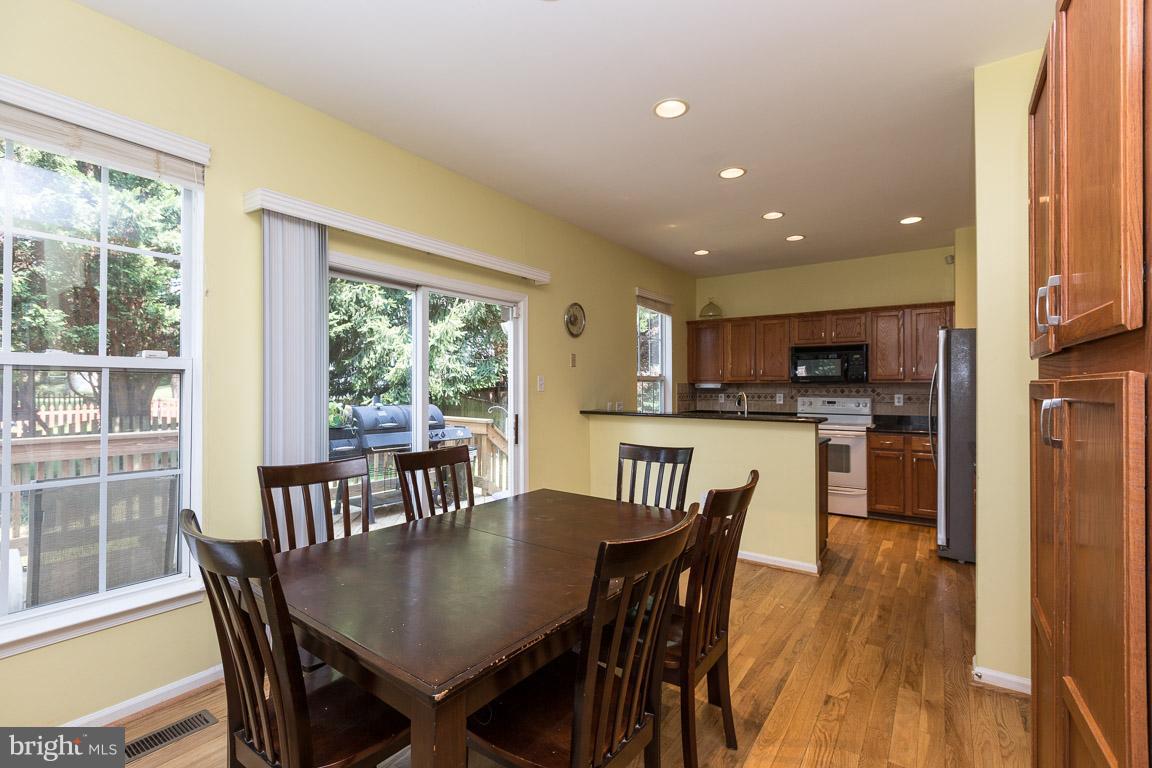 THE COOK - Residential