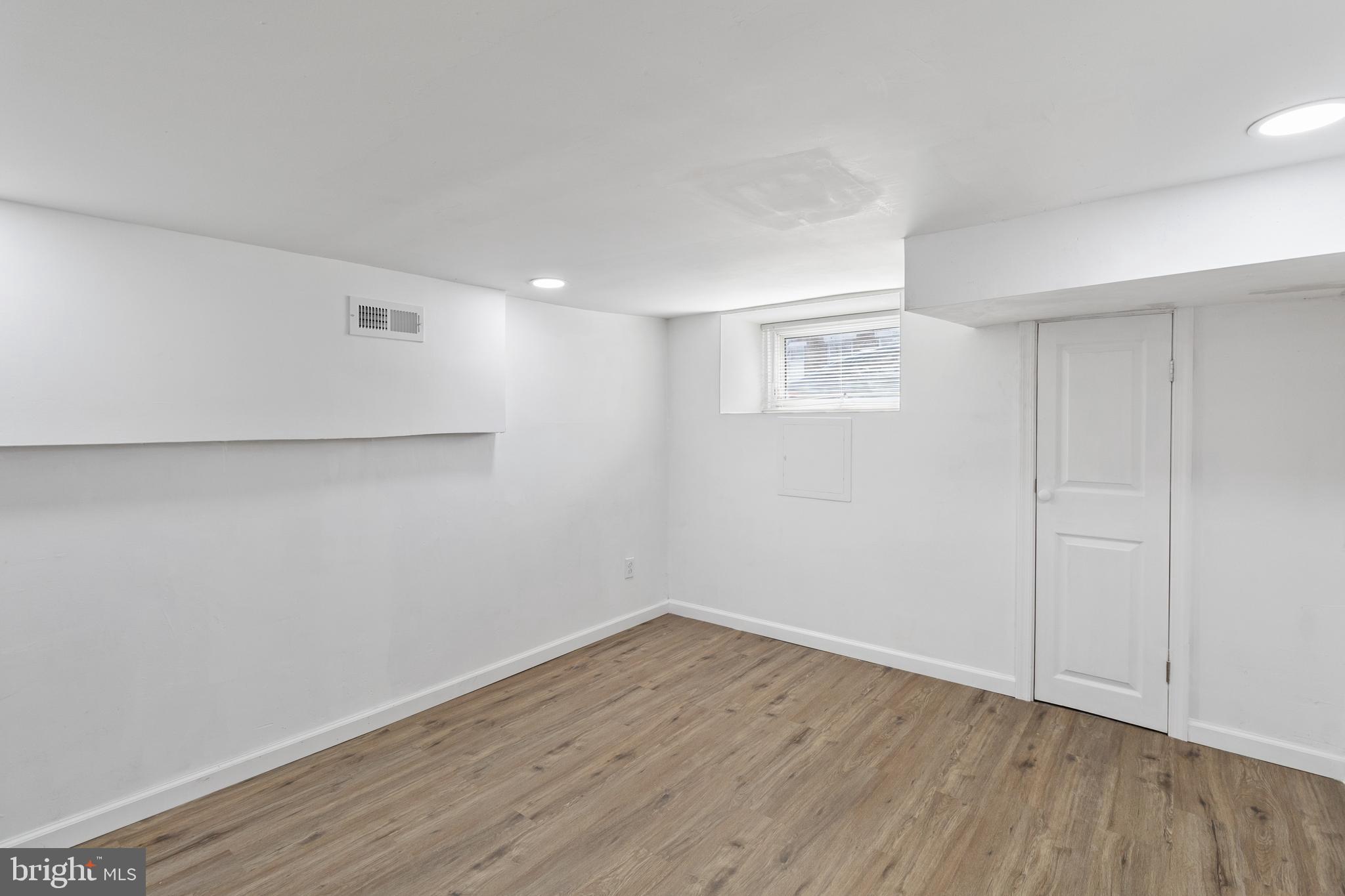 MILTON-MONTFORD - Residential
