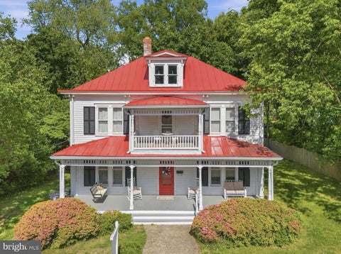 Photo of 9309 West Street, MANASSAS, VA 20110 (MLS # VAMN2011978)